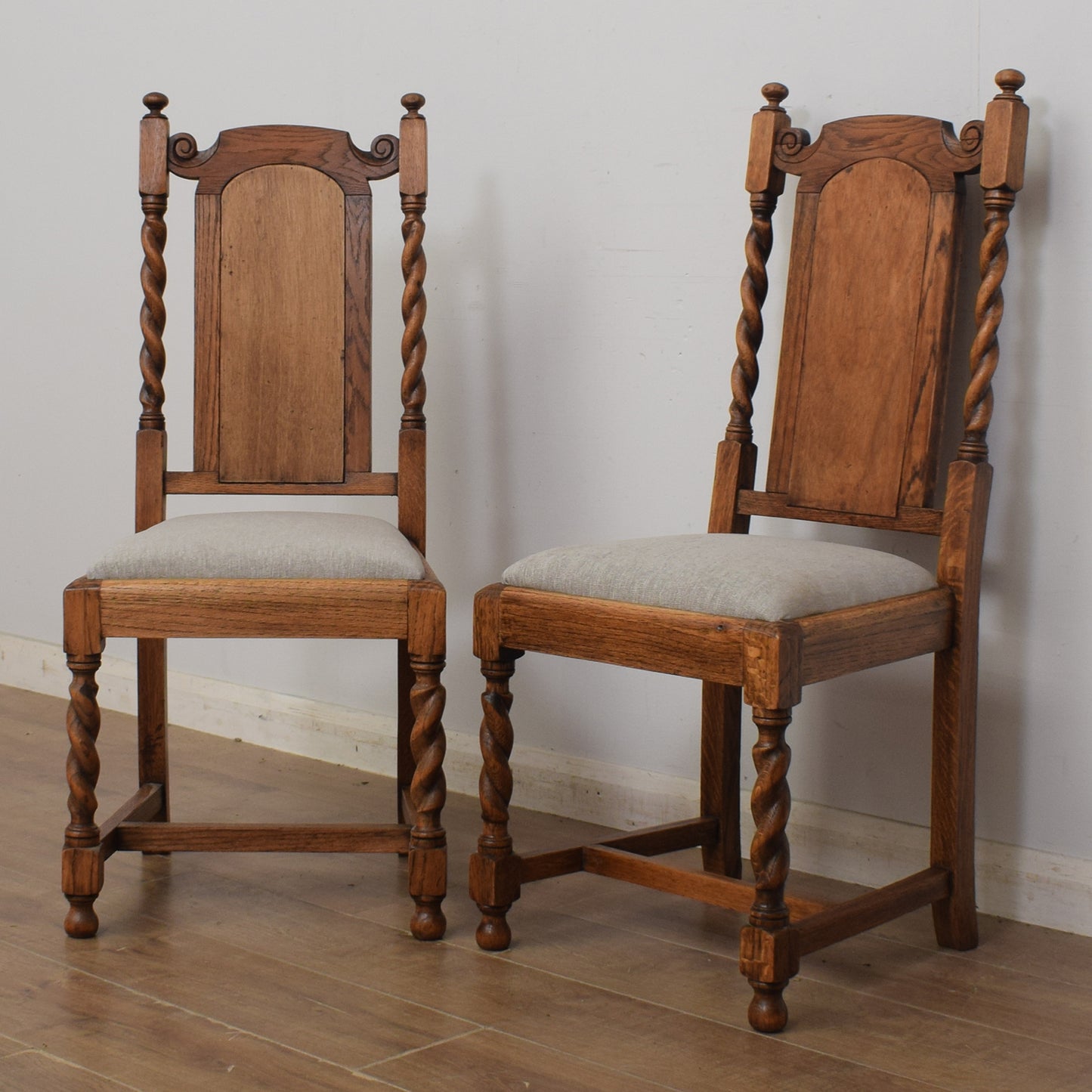 Barley Twist Draw Leaf Table & 4 Chairs