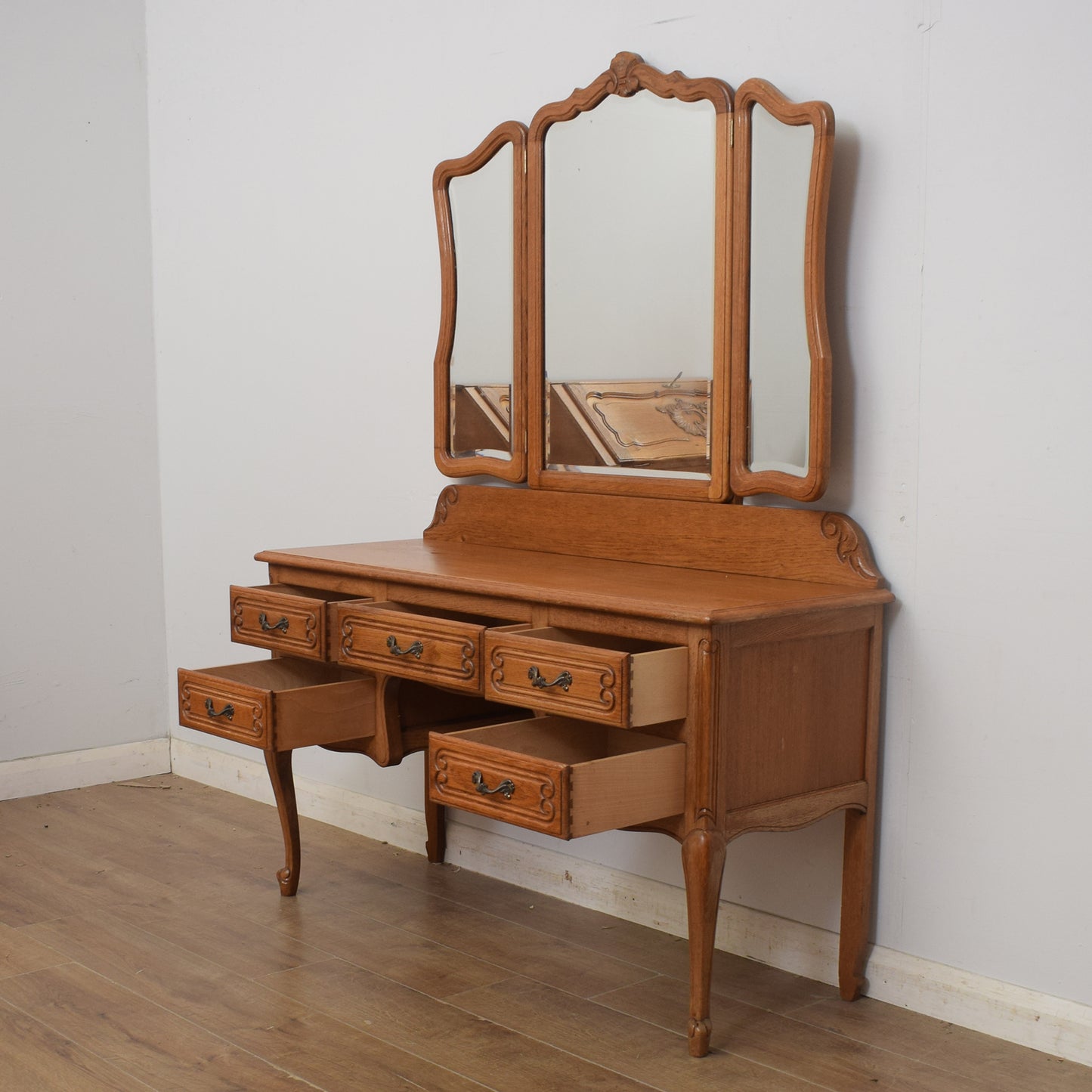 French Dressing Table