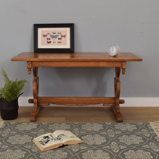 Old Charm Coffee Table