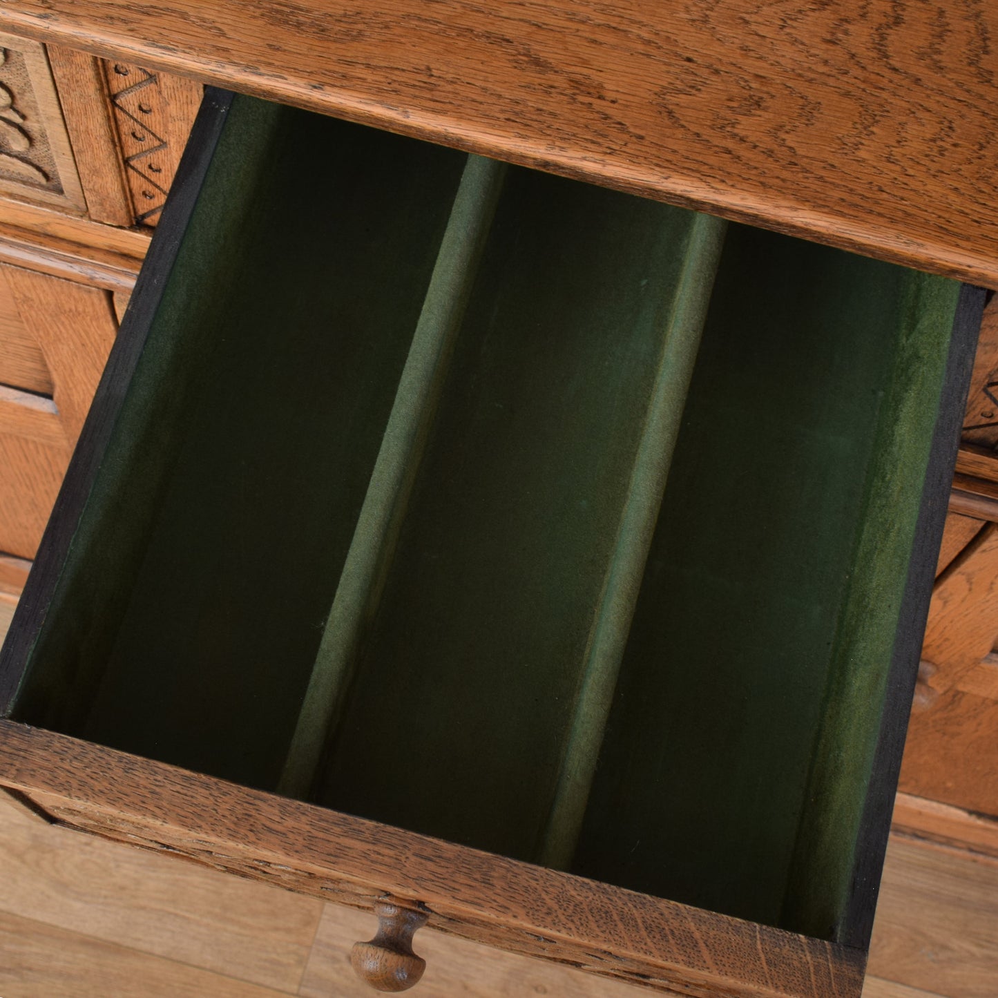 Oak Court Cabinet