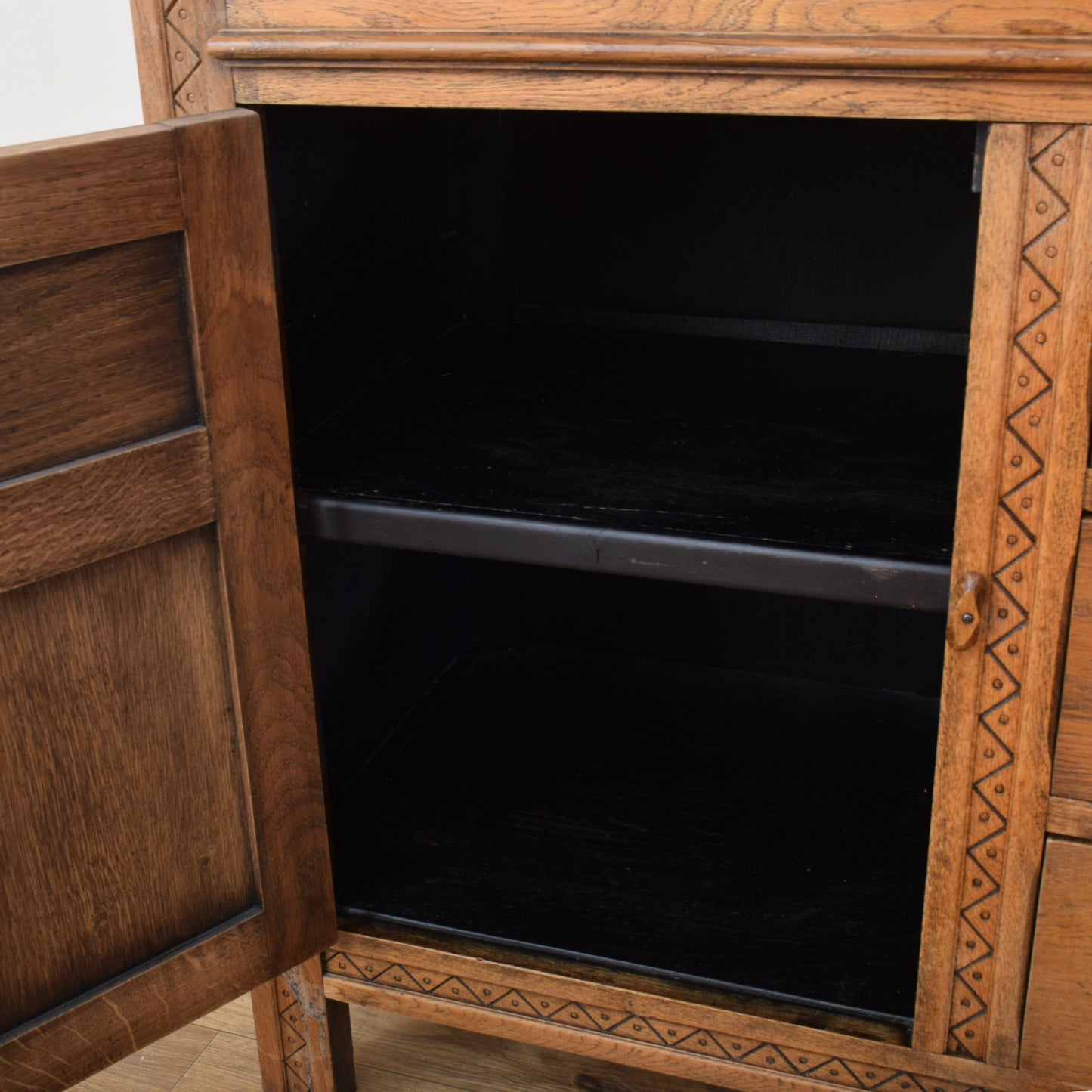 Oak Court Cabinet
