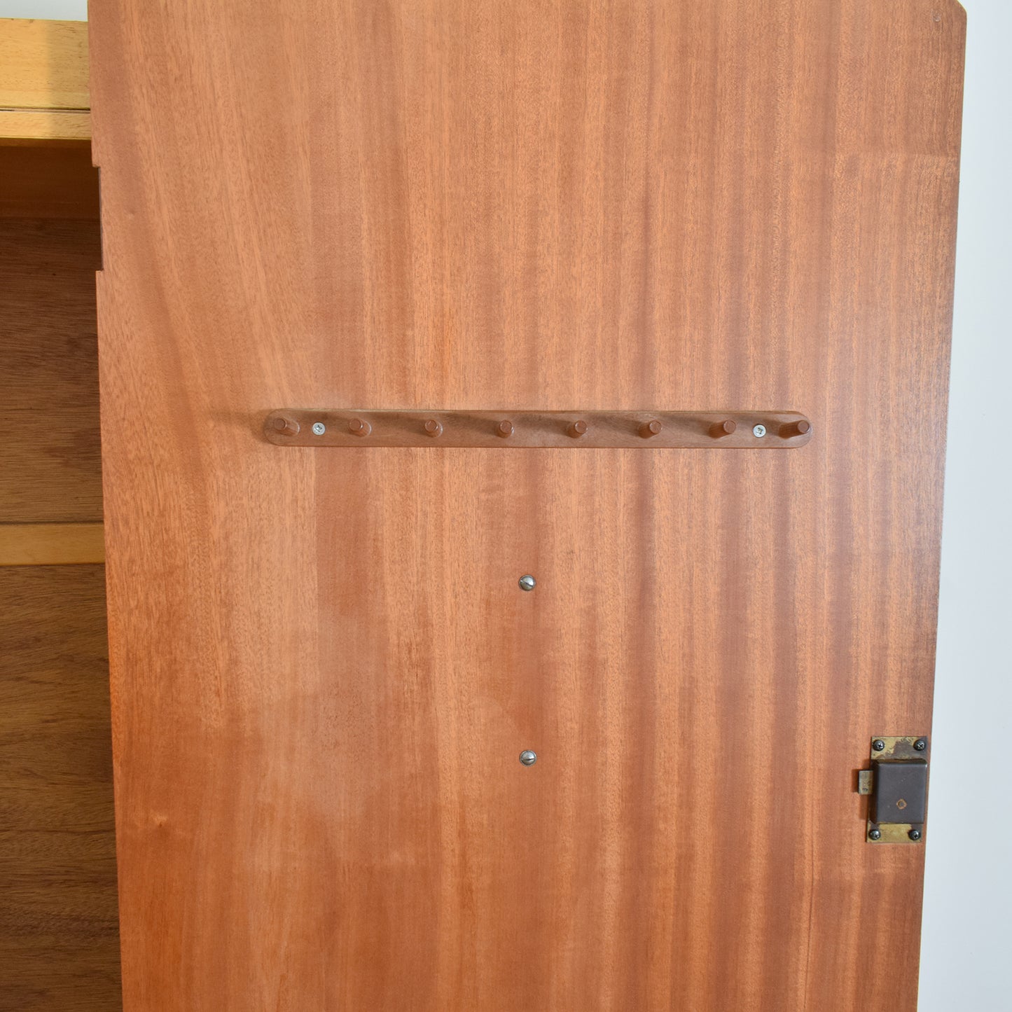 Oak Hallrobe