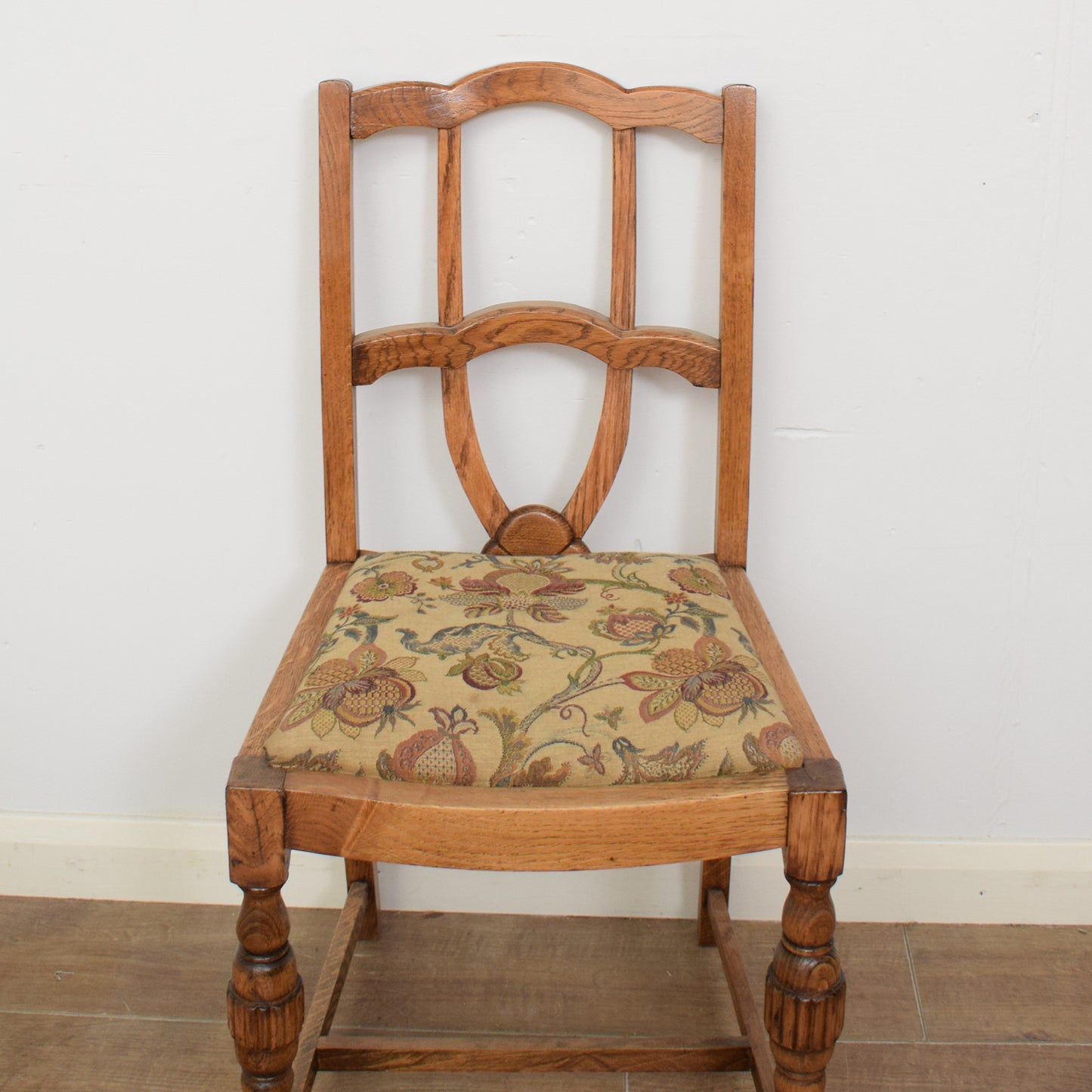 Extending Table & Four Chairs