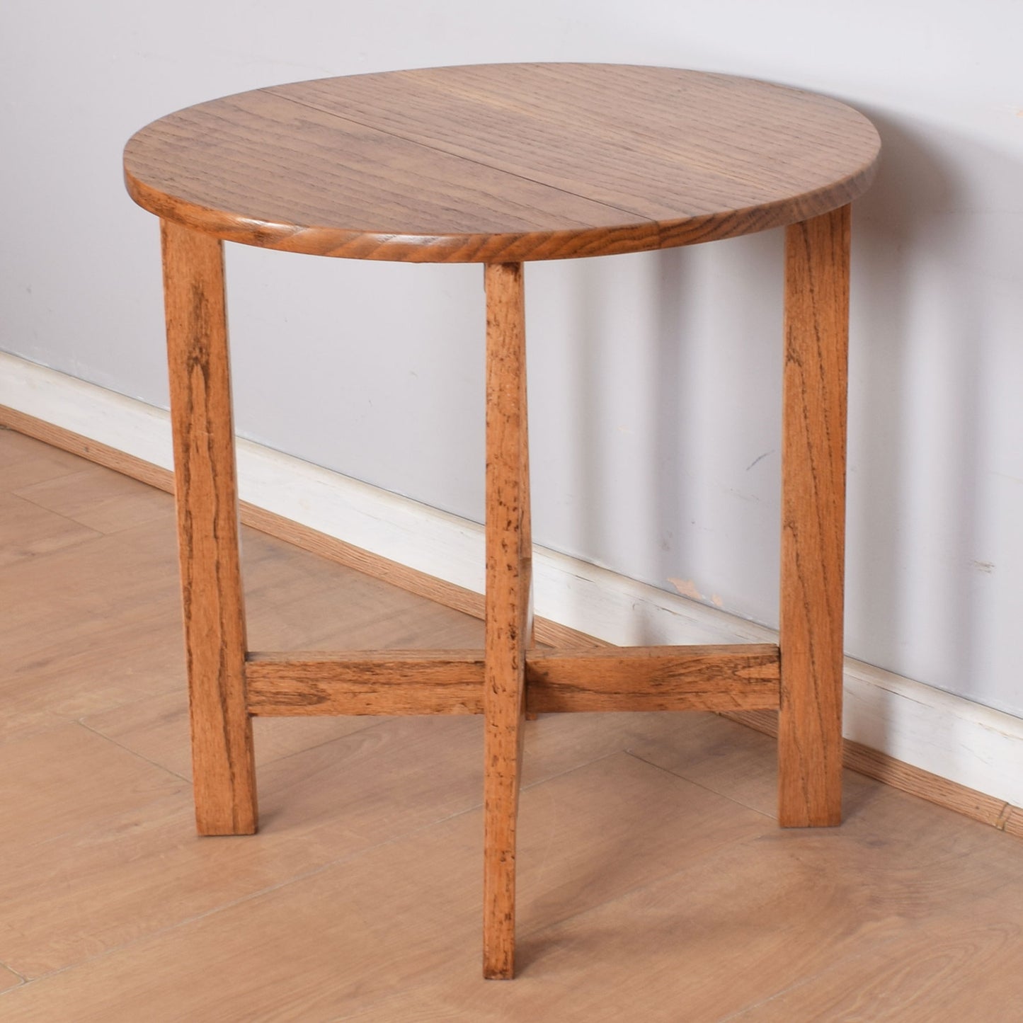 Round Occassional Table