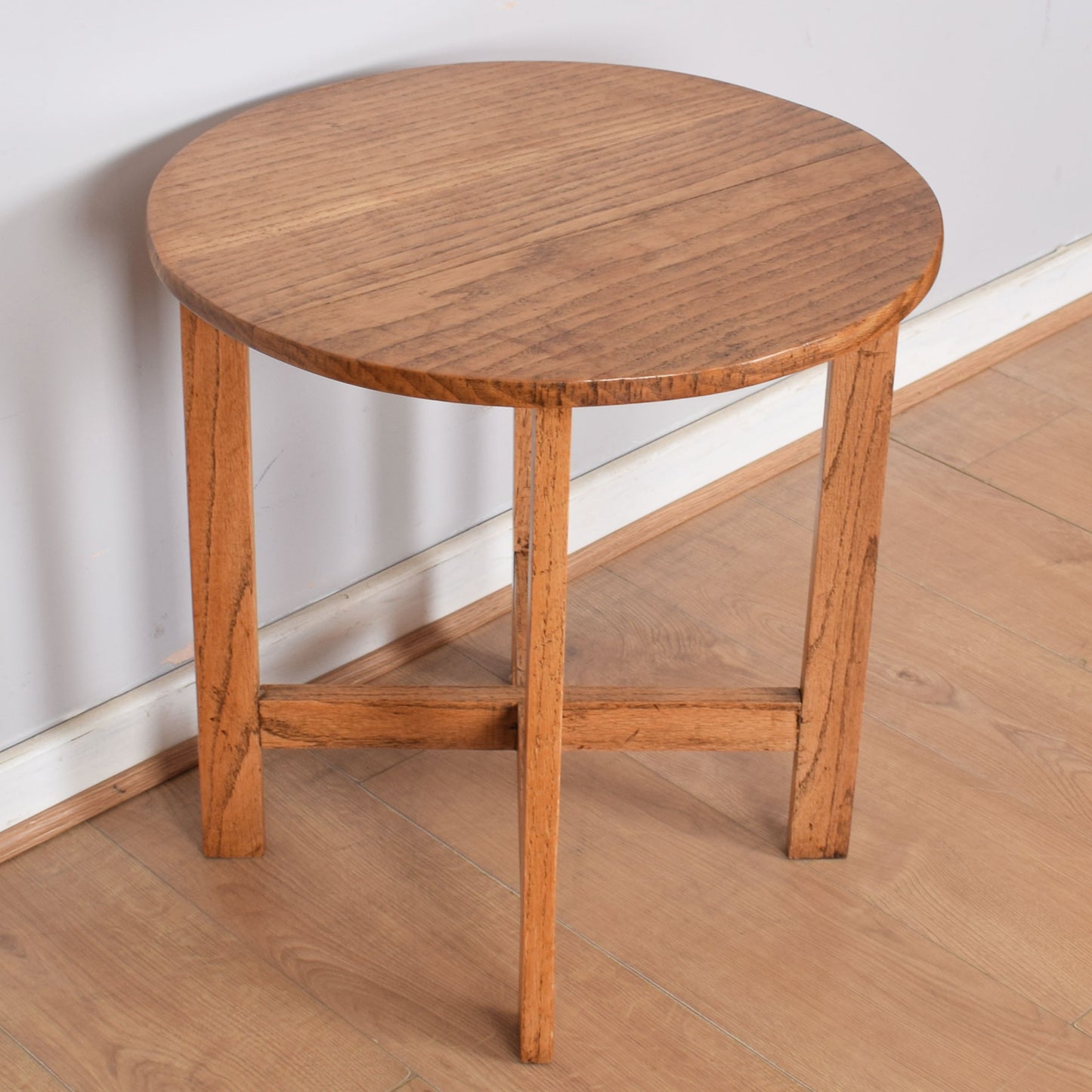 Round Occassional Table