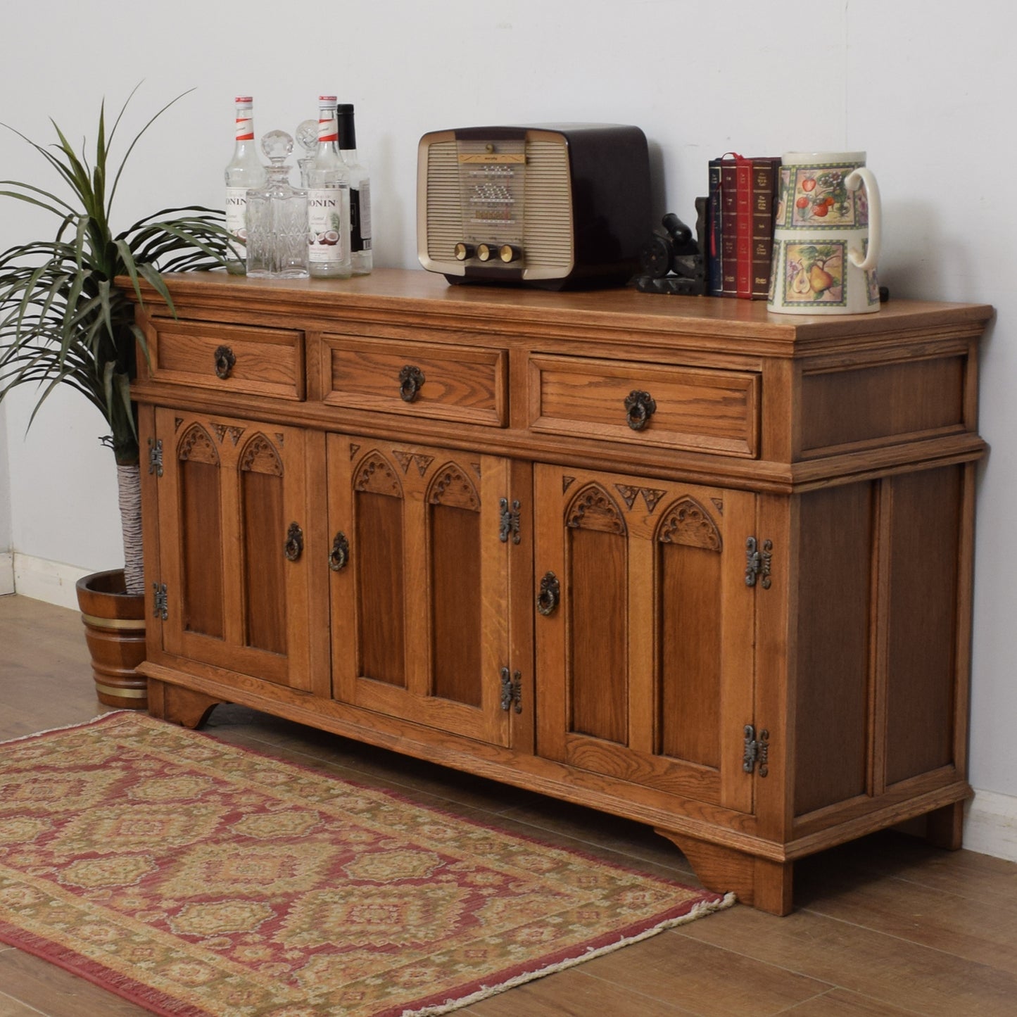 Old Charm Sideboard