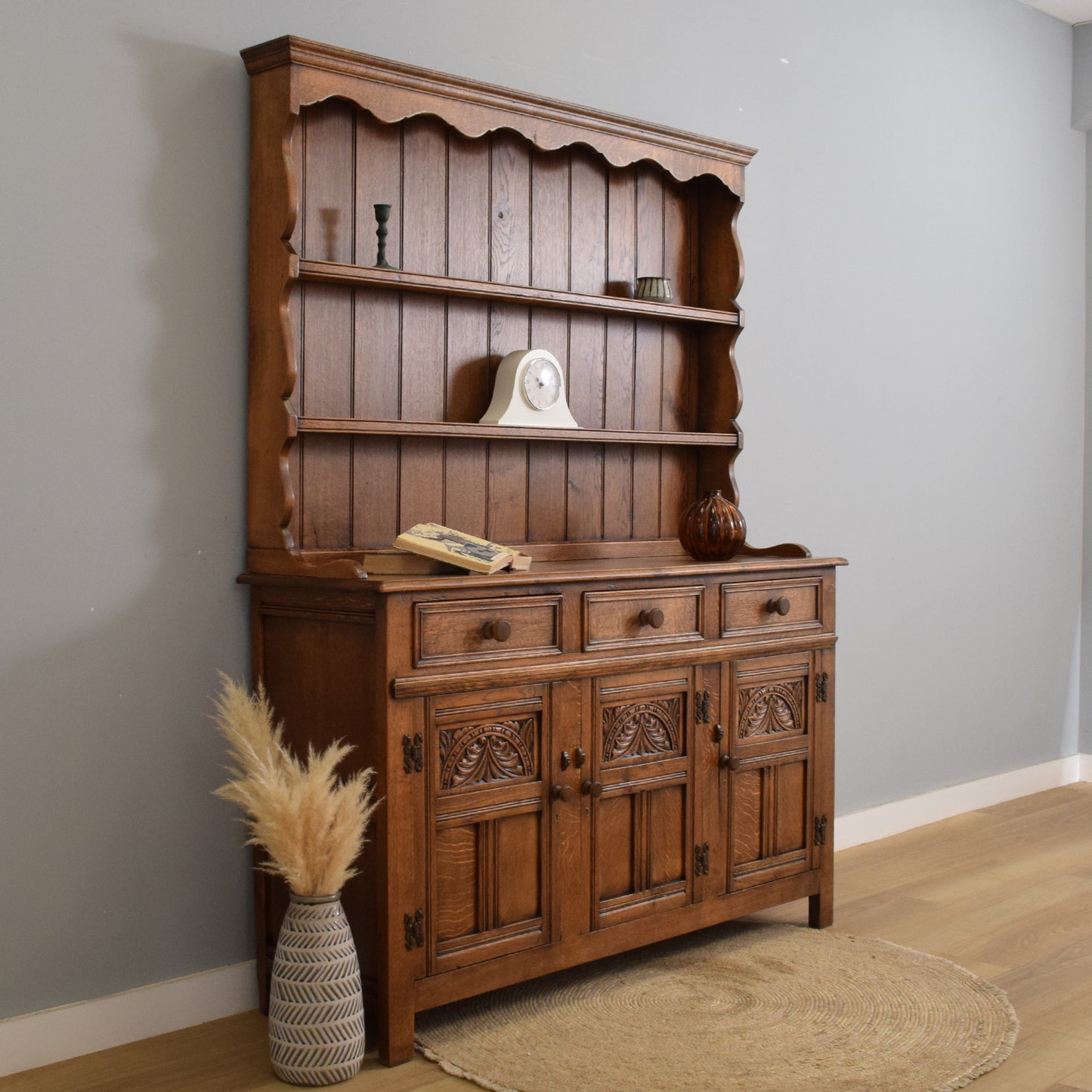 Solid 'Rustic Oak' Dresser