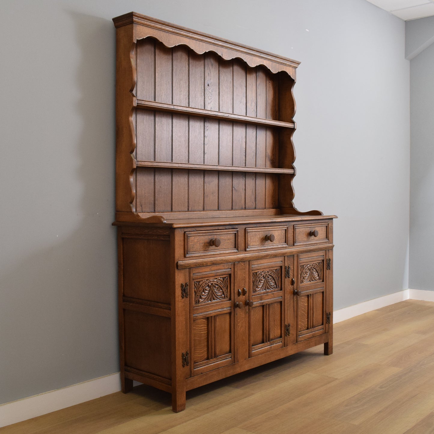 Solid 'Rustic Oak' Dresser