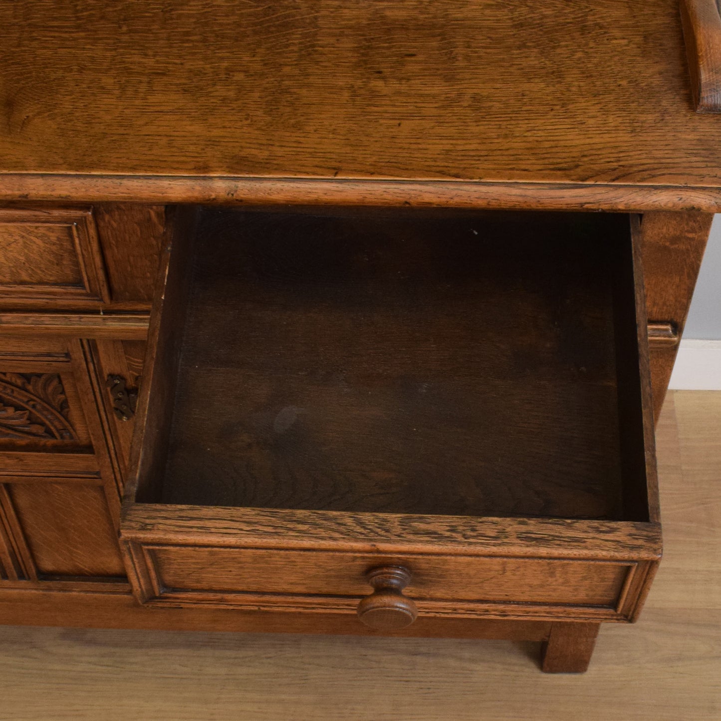 Solid 'Rustic Oak' Dresser