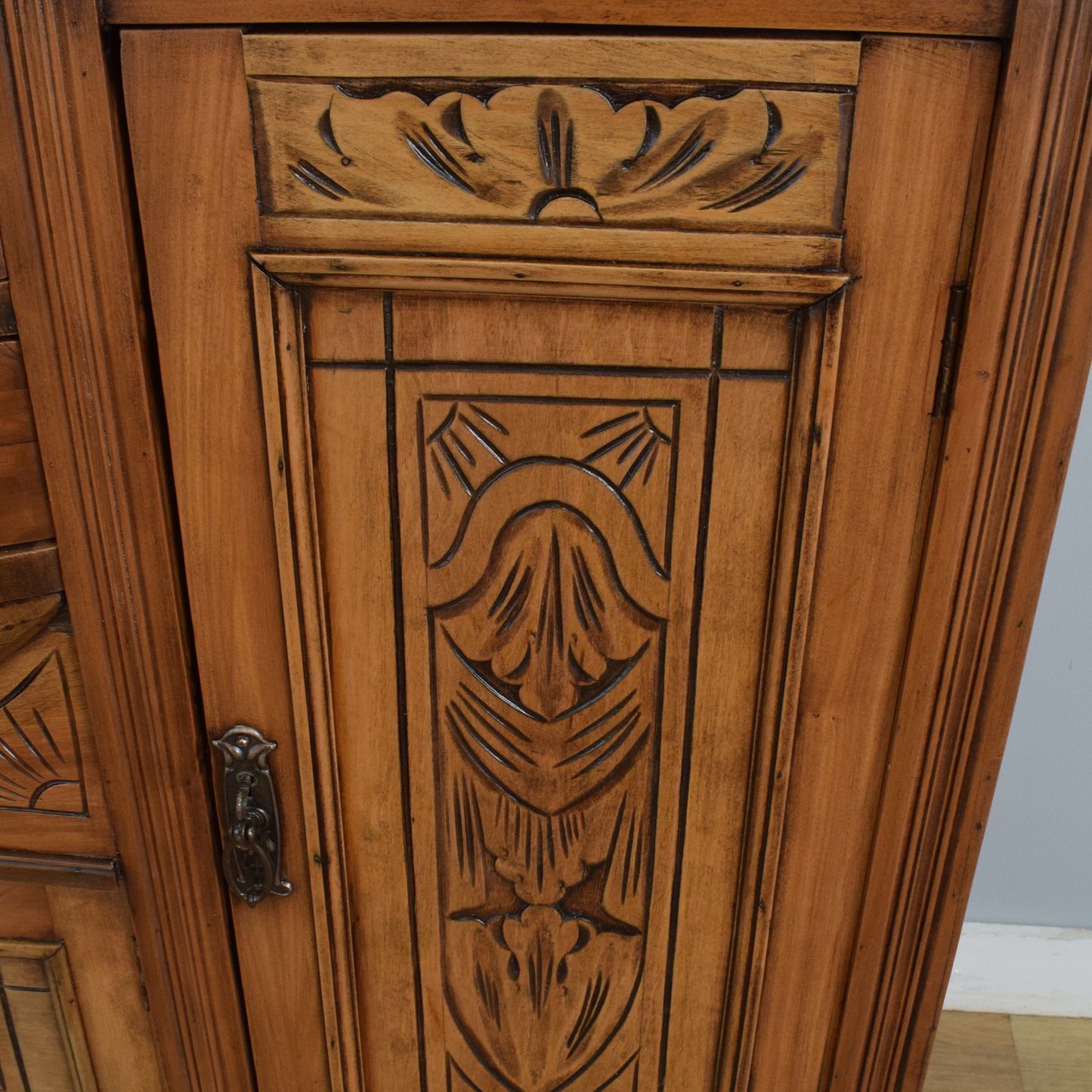 Traditional Mahogany Sideboard