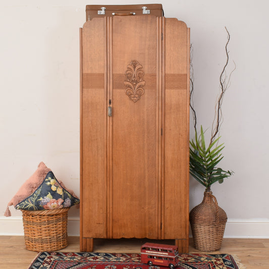 Oak Hallrobe