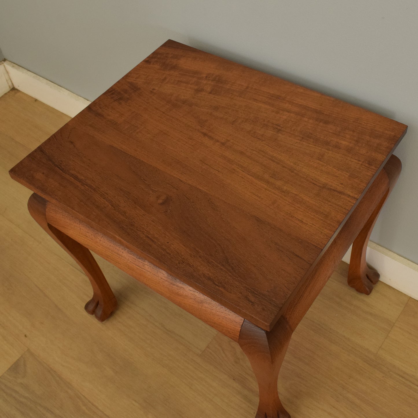 Camphor Bureau with Stool