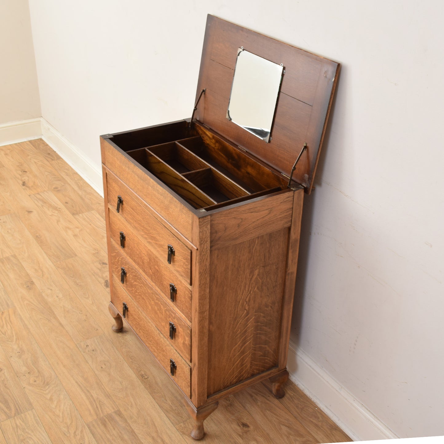 Oak Vanity Chest Of Drawers