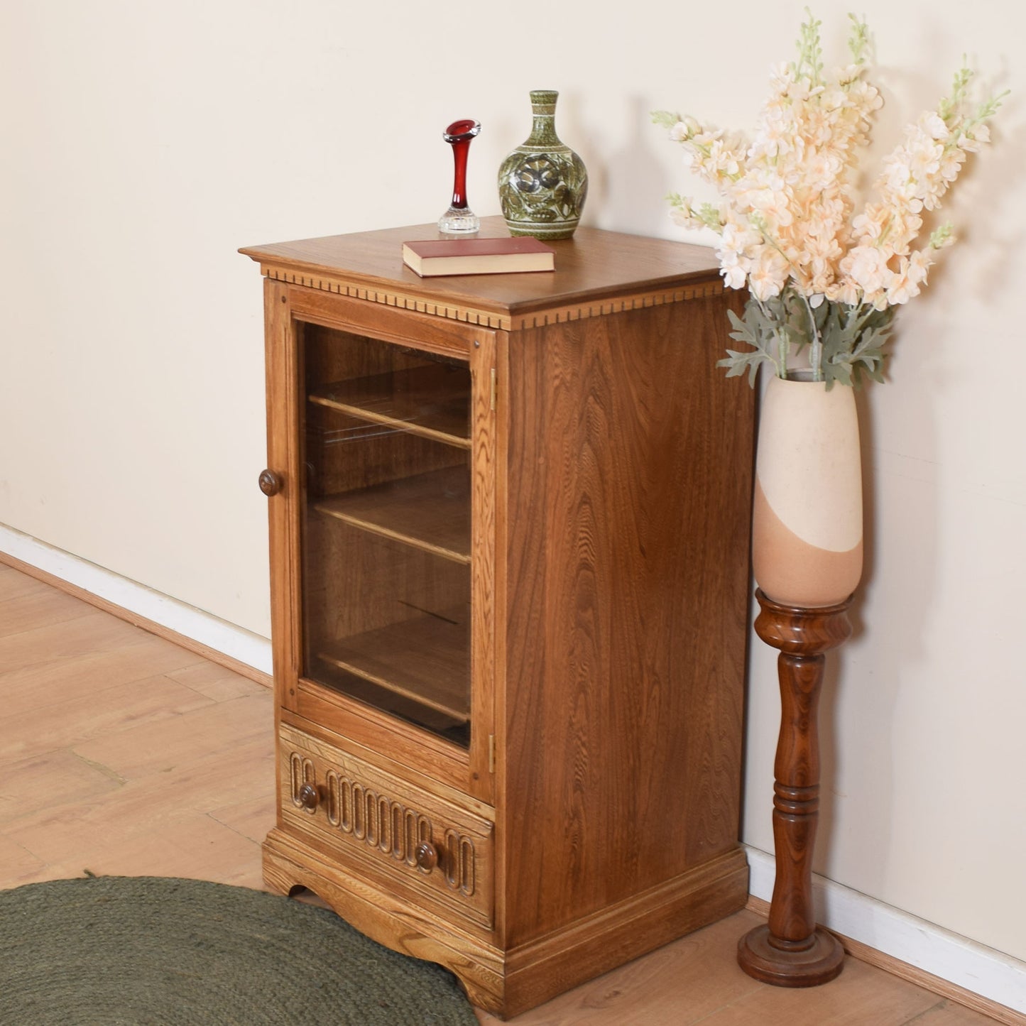 Ercol Cabinet Hifi Unit