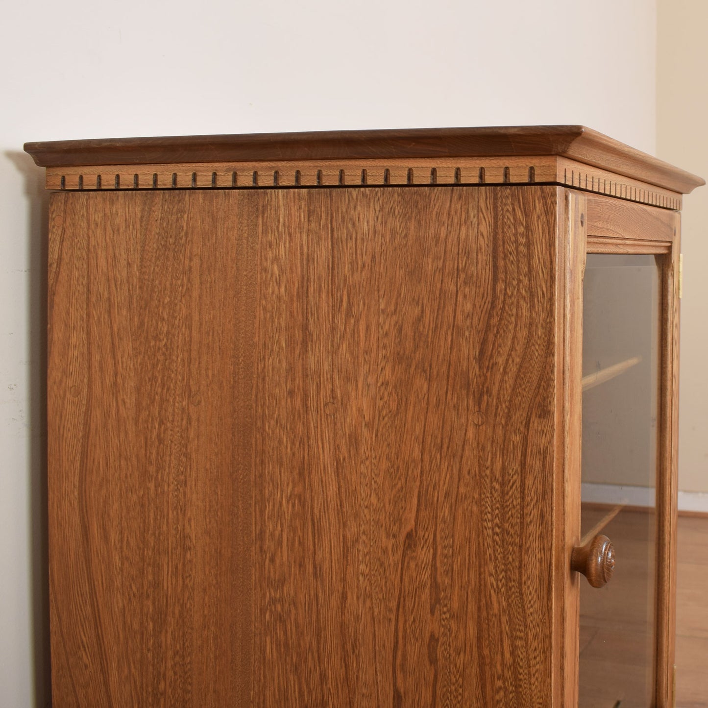 Ercol Cabinet Hifi Unit