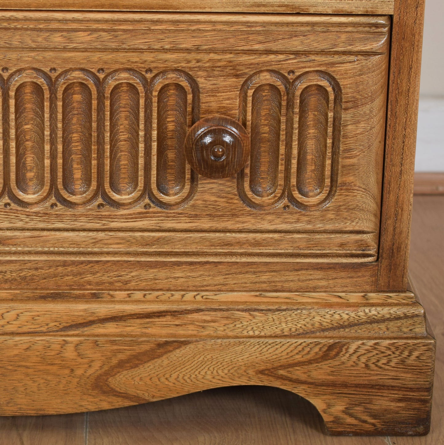 Ercol Cabinet Hifi Unit