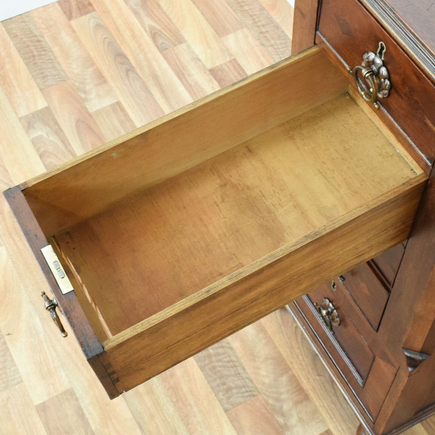 Antique Mahogany Chest of Drawers