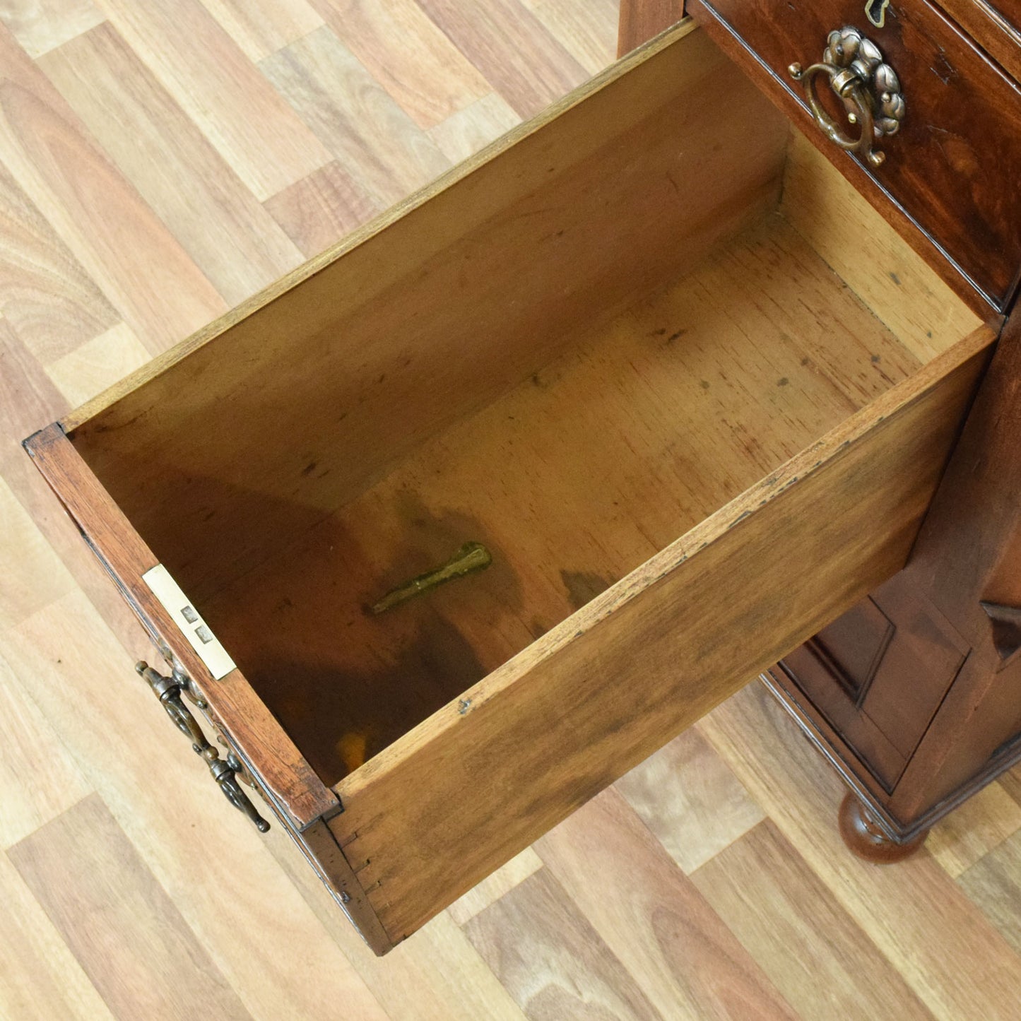 Antique Mahogany Chest of Drawers