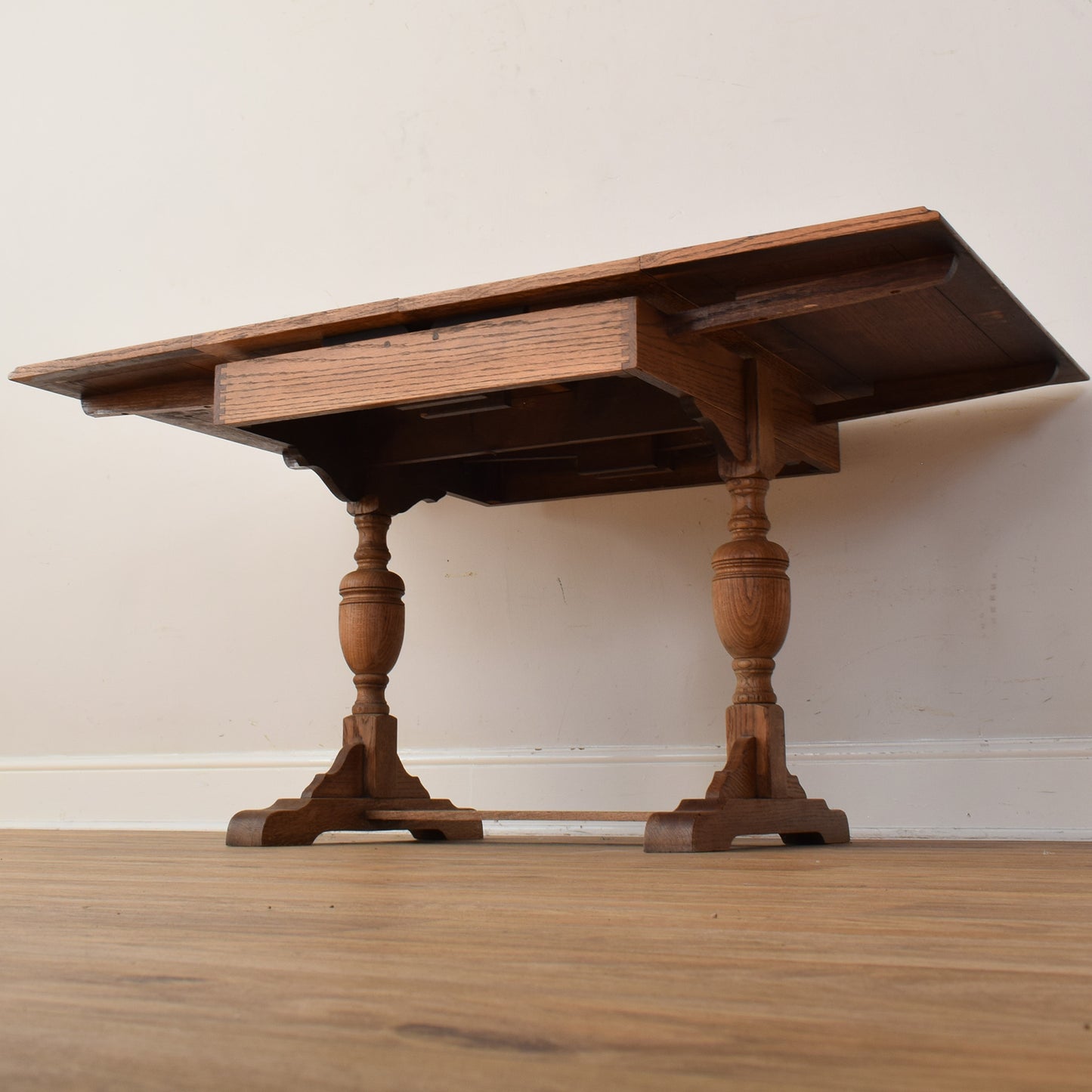Extendable Table And Four Chairs