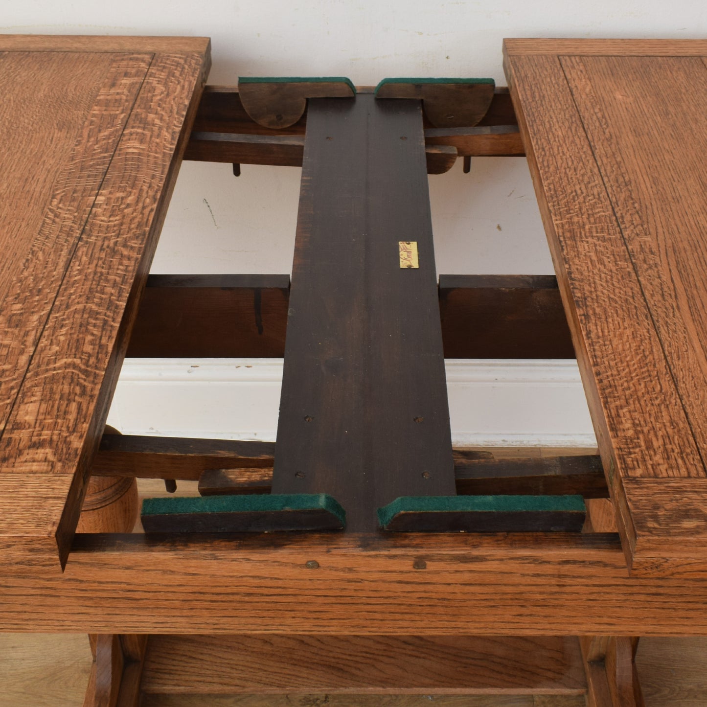 Extendable Table And Four Chairs