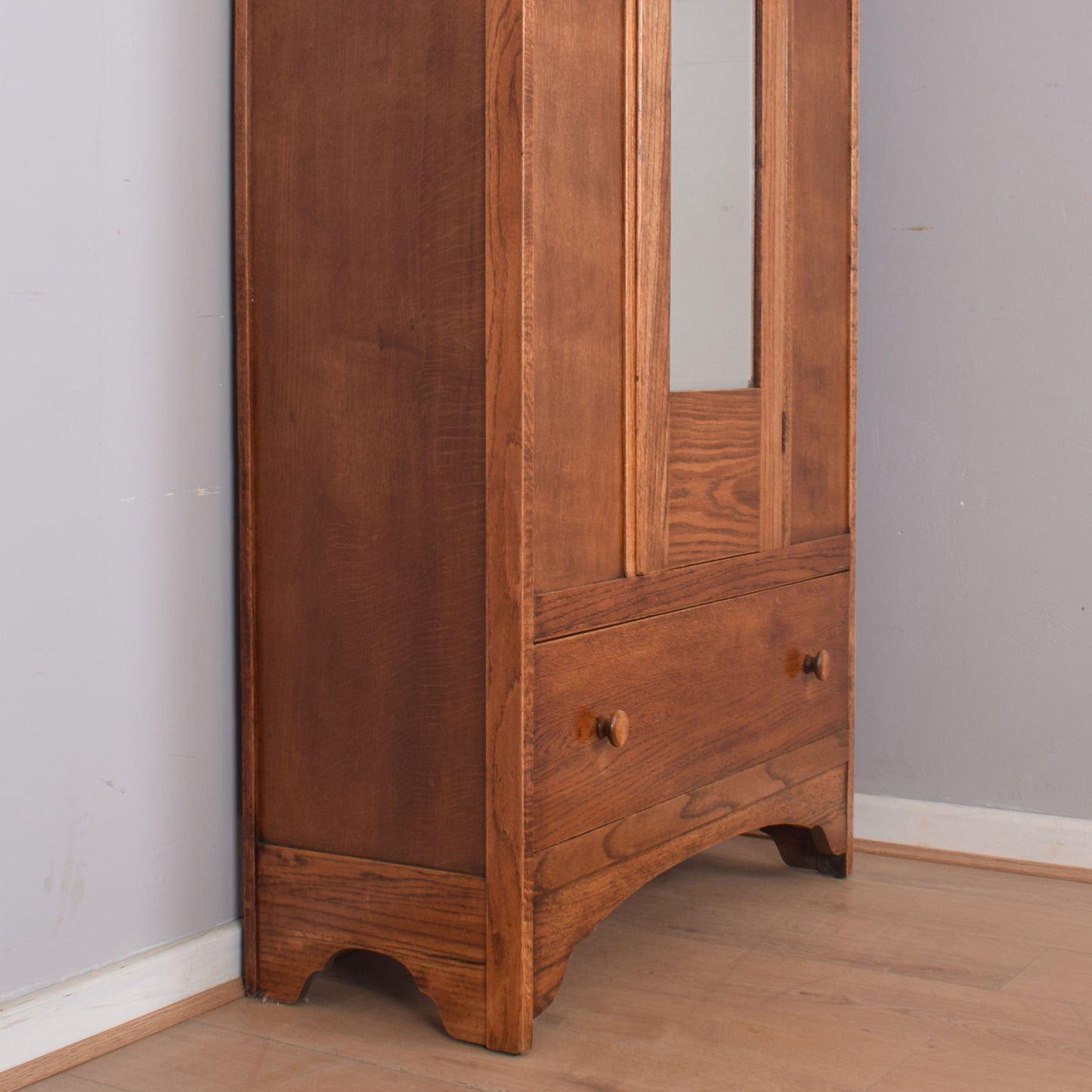 Mirrored Door Oak Hallrobe