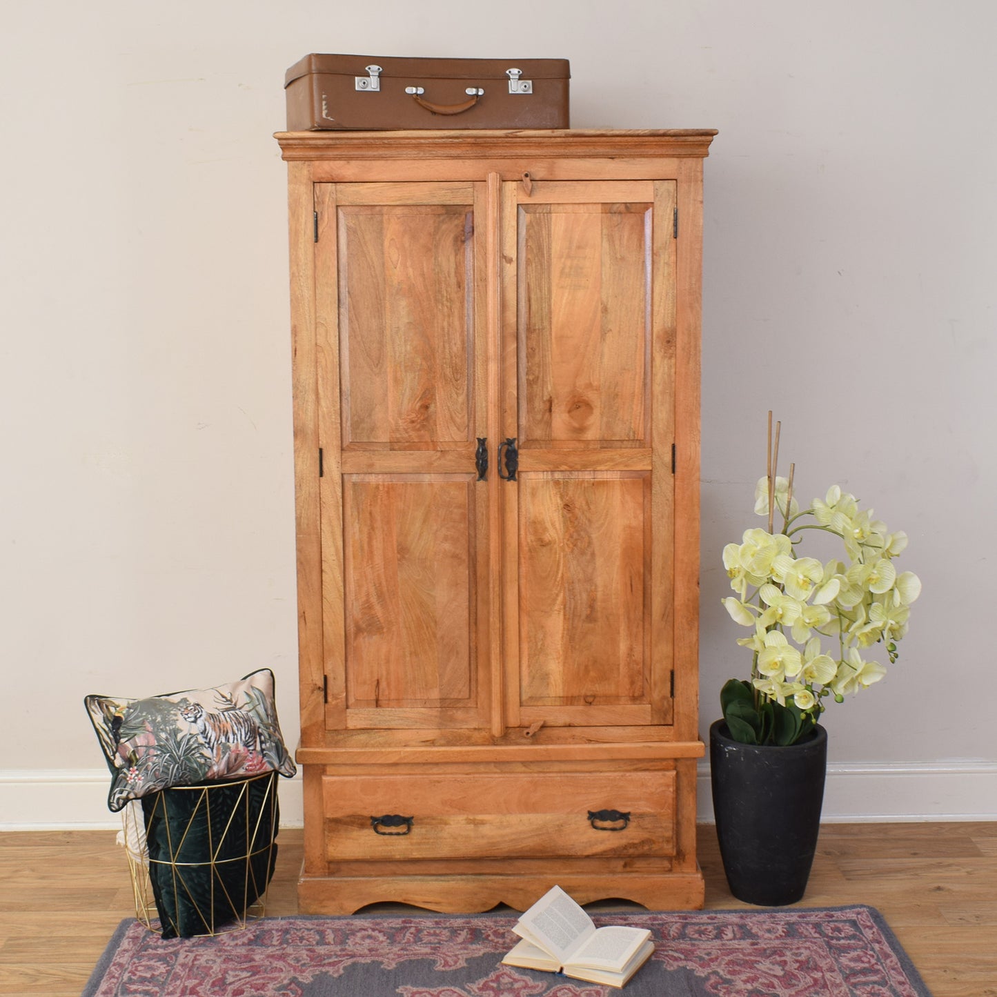 Mango Wardrobe