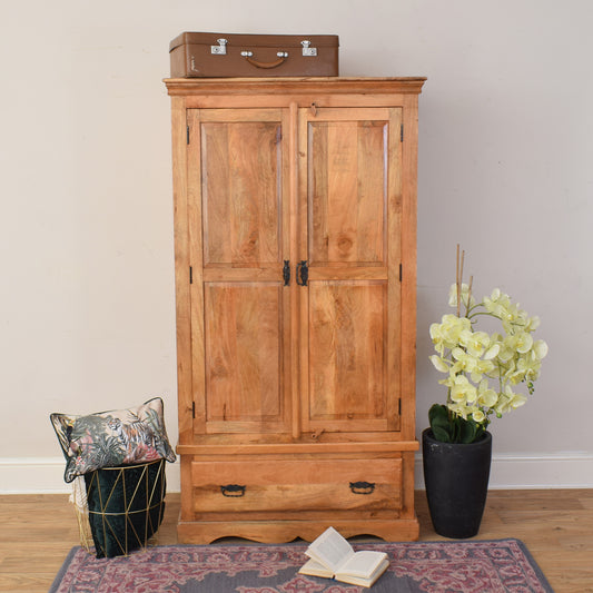 Mango Wardrobe