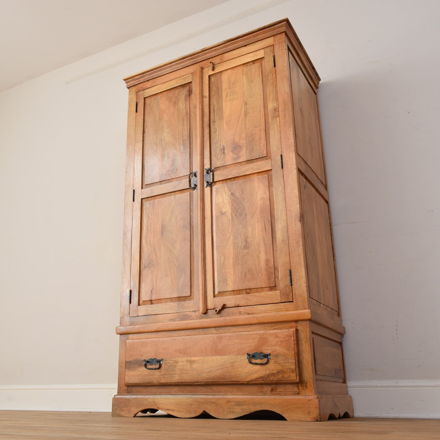 Mango Wardrobe