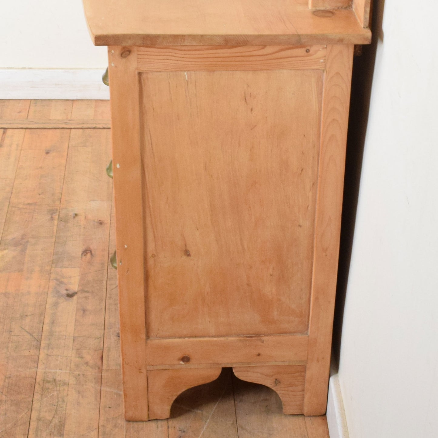 Rustic Pine Dressing Table