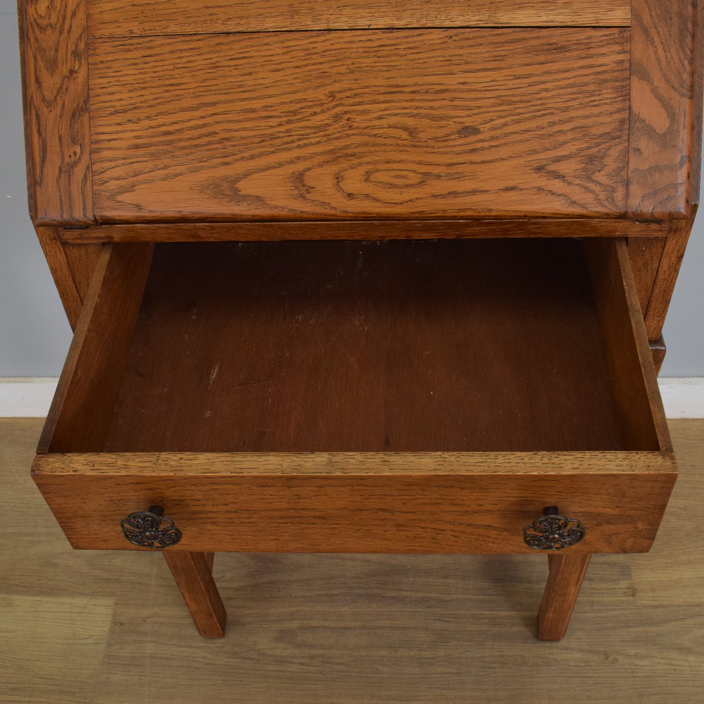 Slim Oak Bureau