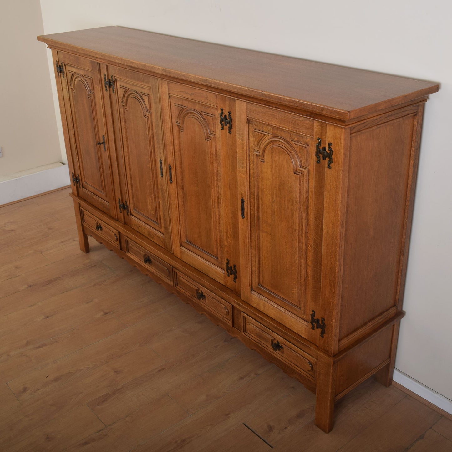 Oak Linen Cupboard