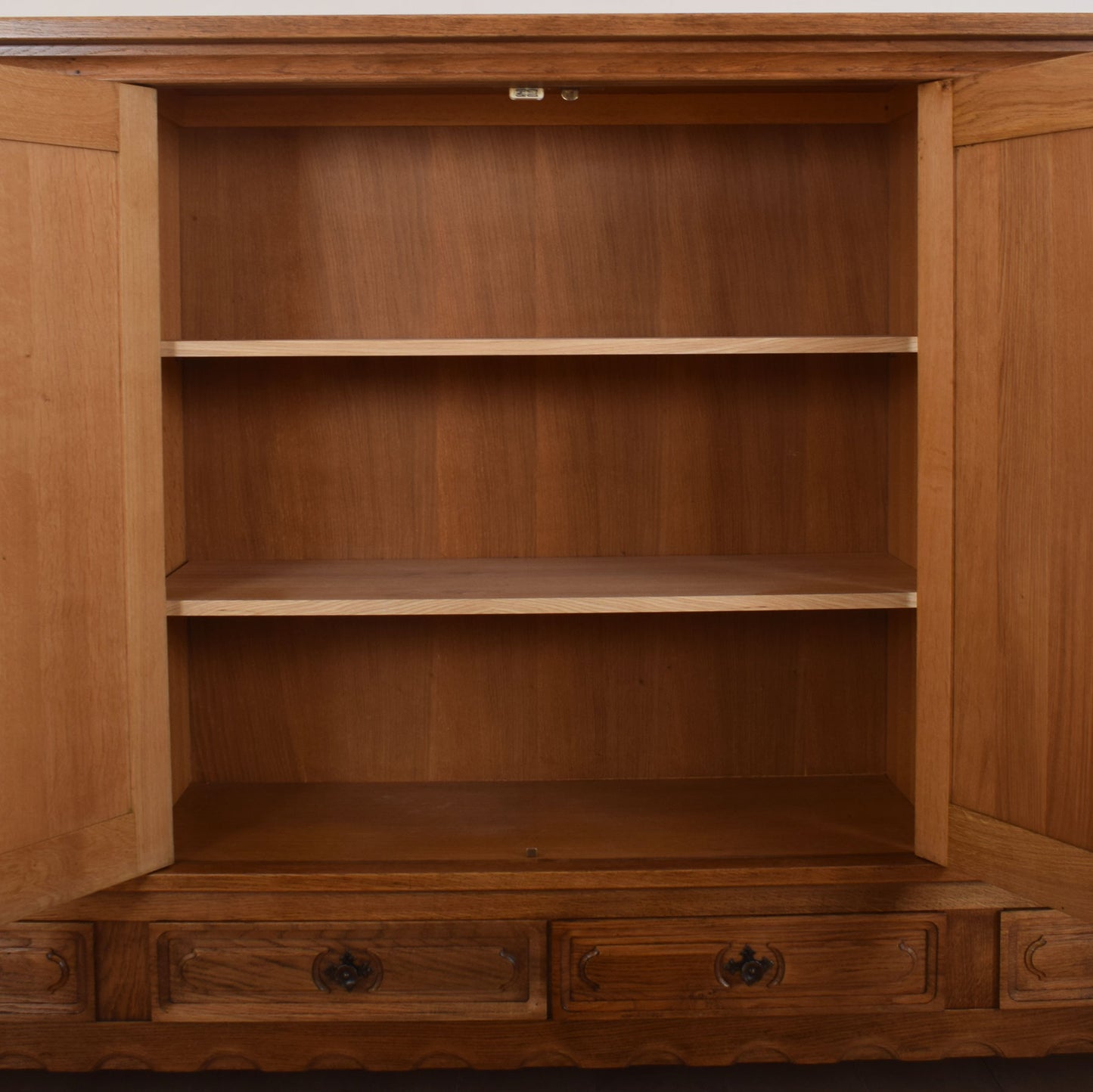 Oak Linen Cupboard