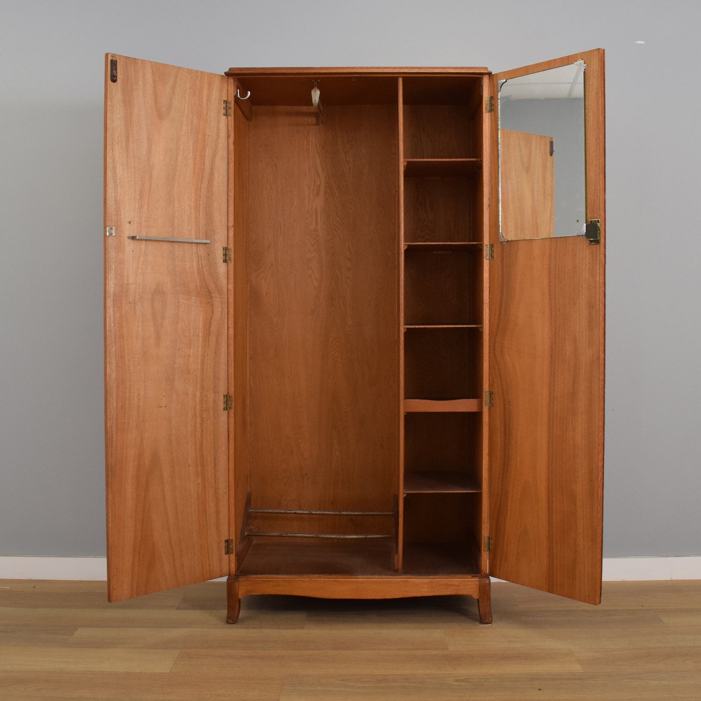 Oak Veneer Gents Wardrobe