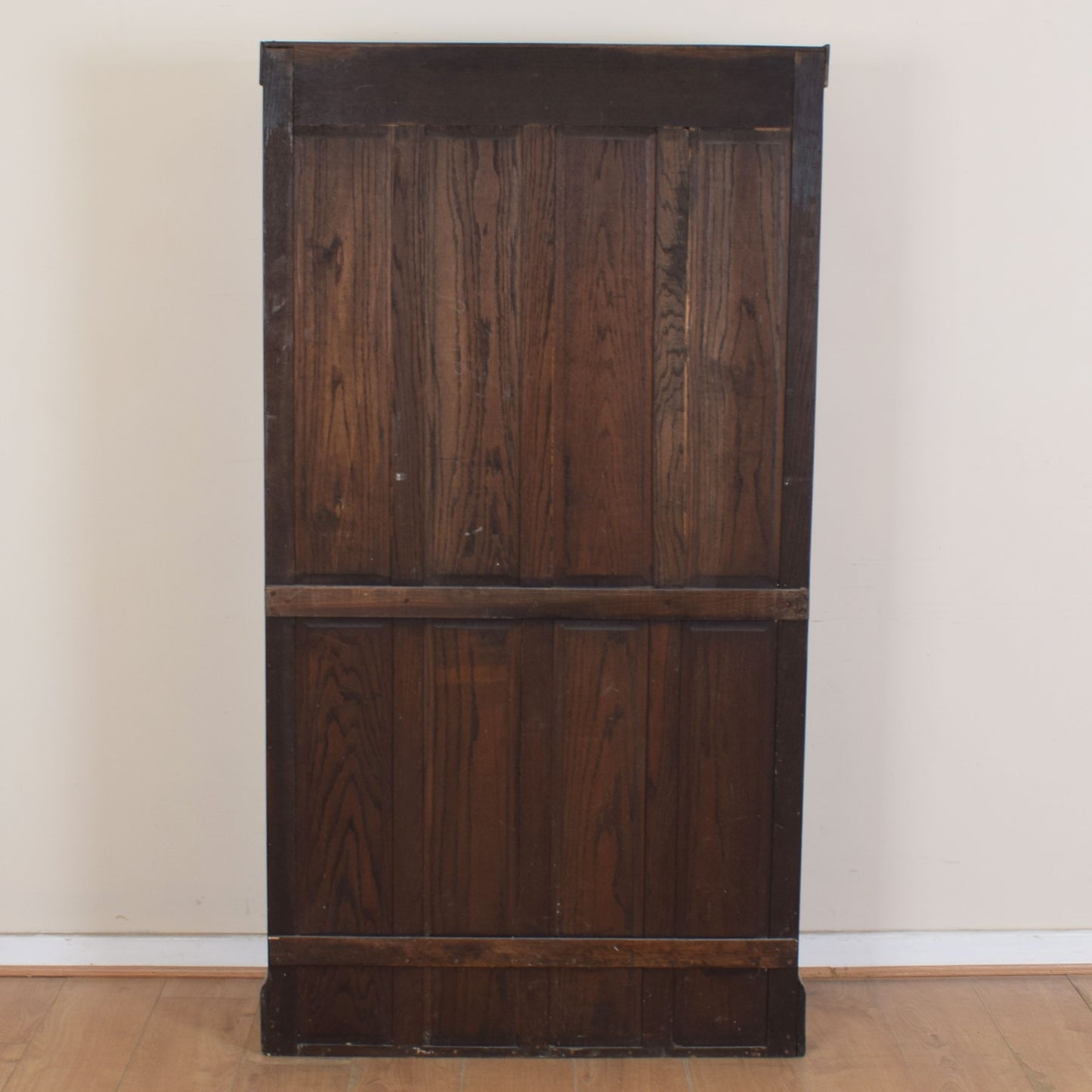 Oak Vintage Hall Robe