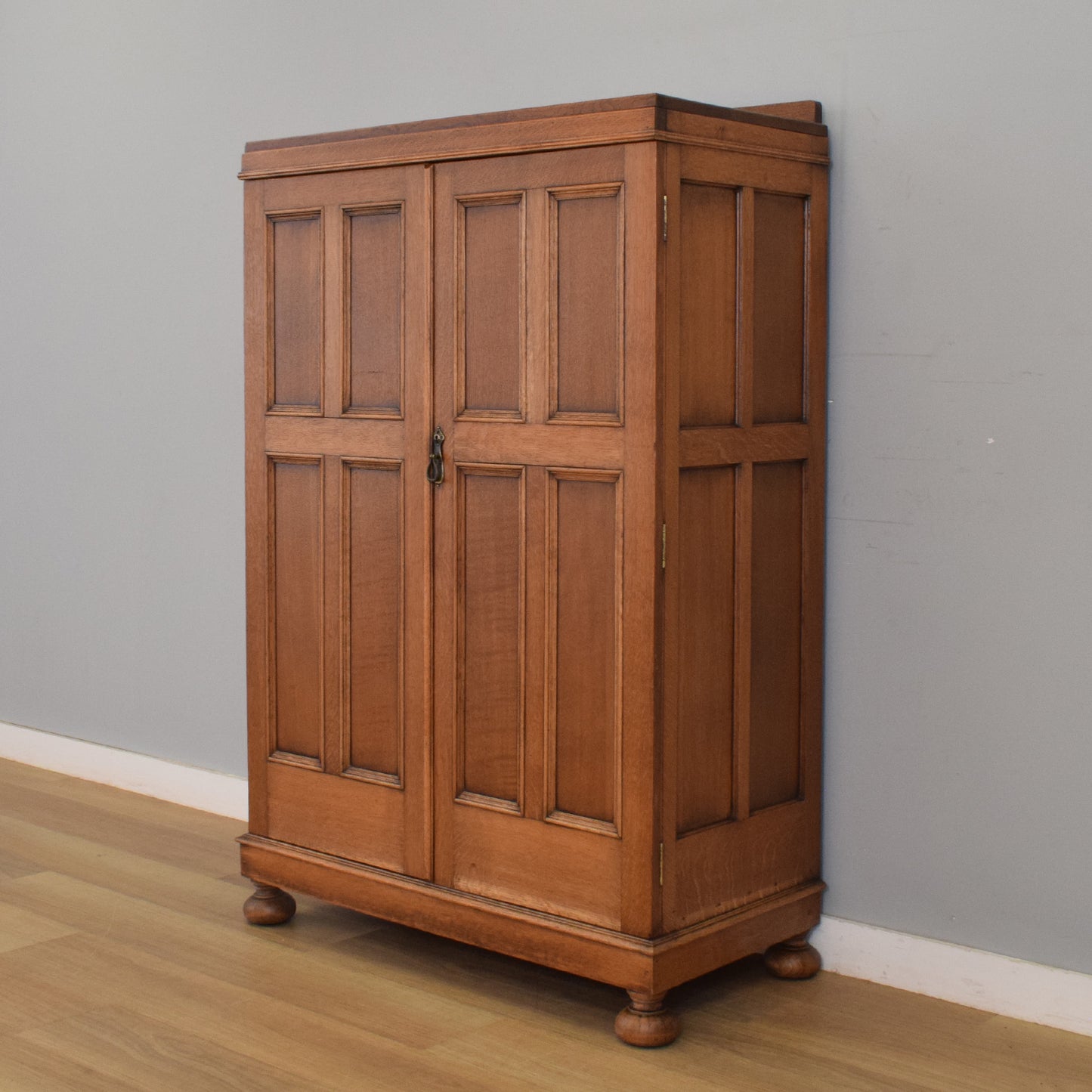 Small Oak Gents' Wardrobe