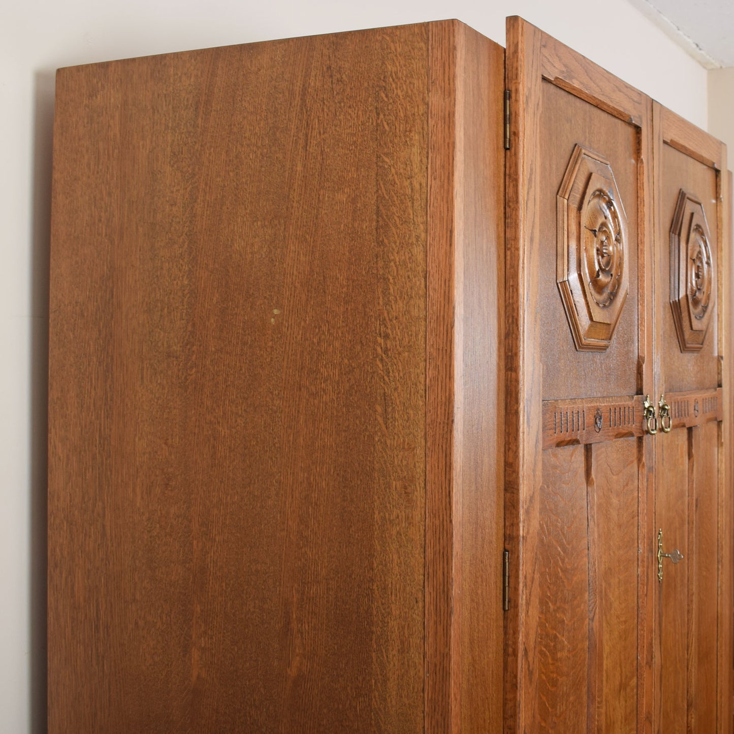 Ornate Oak Double Wardrobe