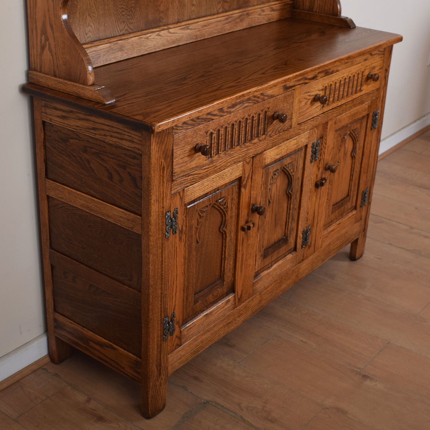 Glazed Webber Dresser