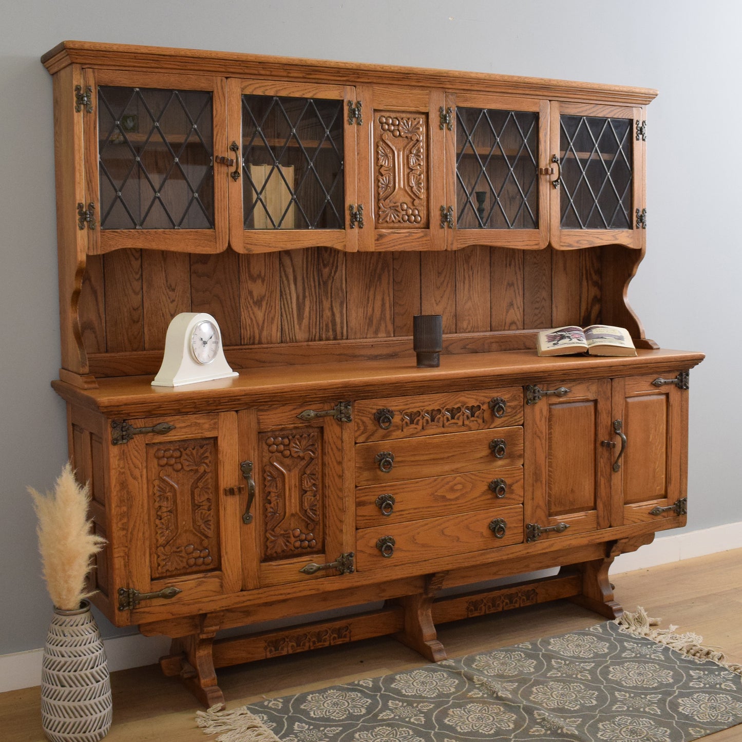 Large Oak Webber Dresser