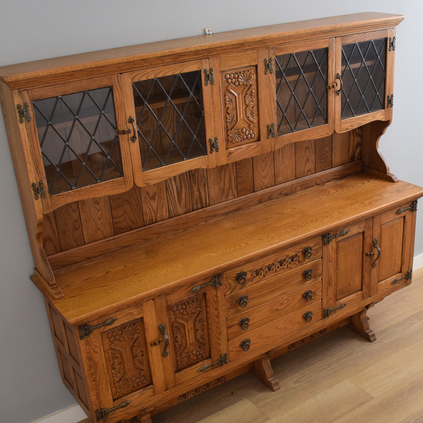 Large Oak Webber Dresser