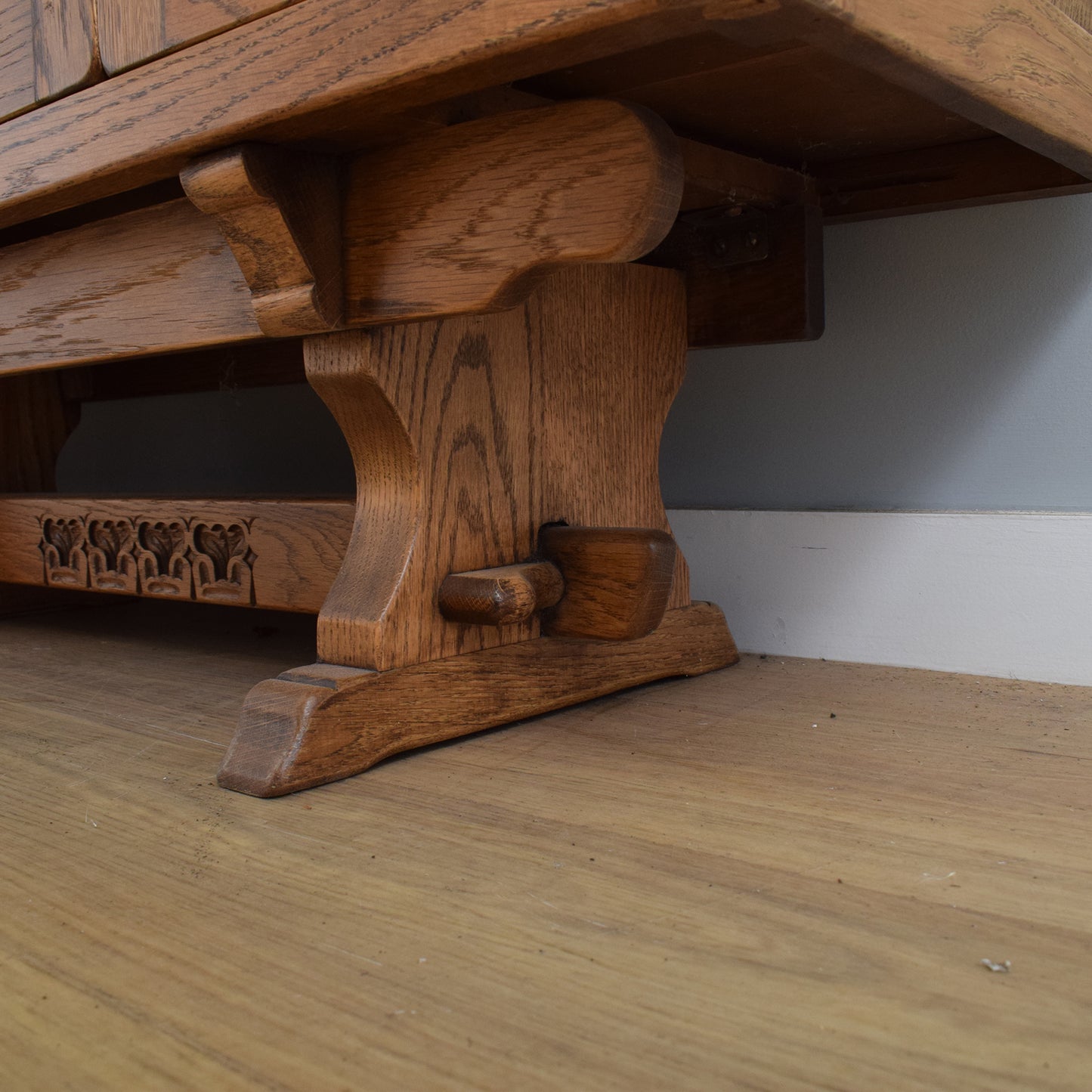 Large Oak Webber Dresser