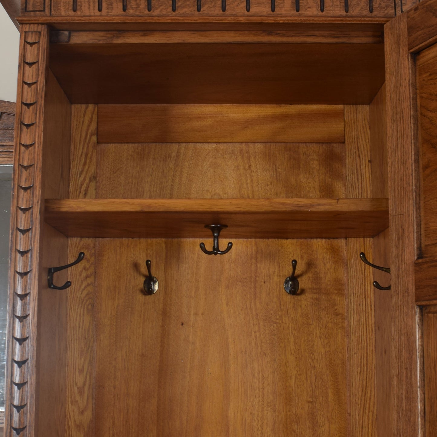 Combined Coat Stand and Hallrobe