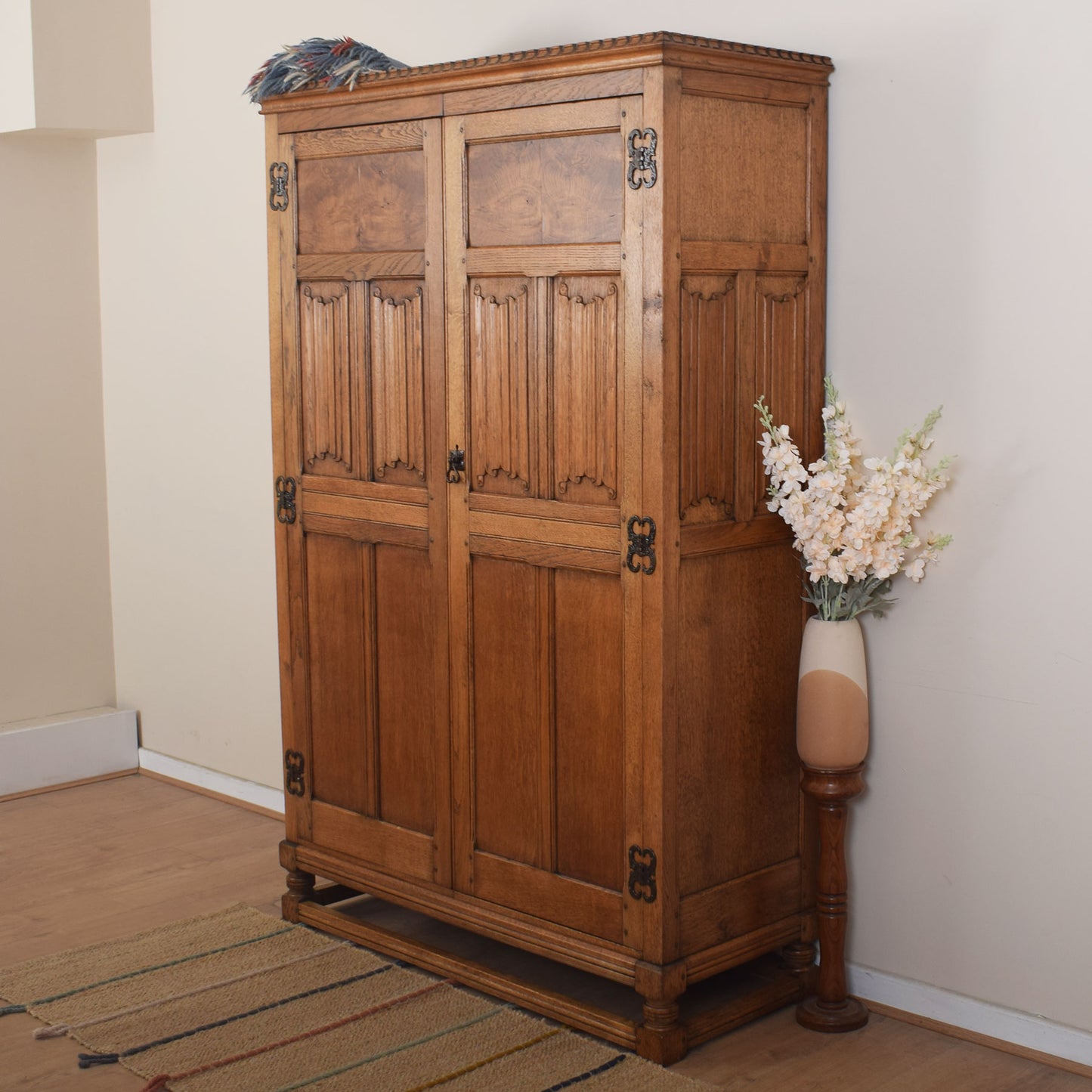Vintage Oak Linenfold Double Wardrobe