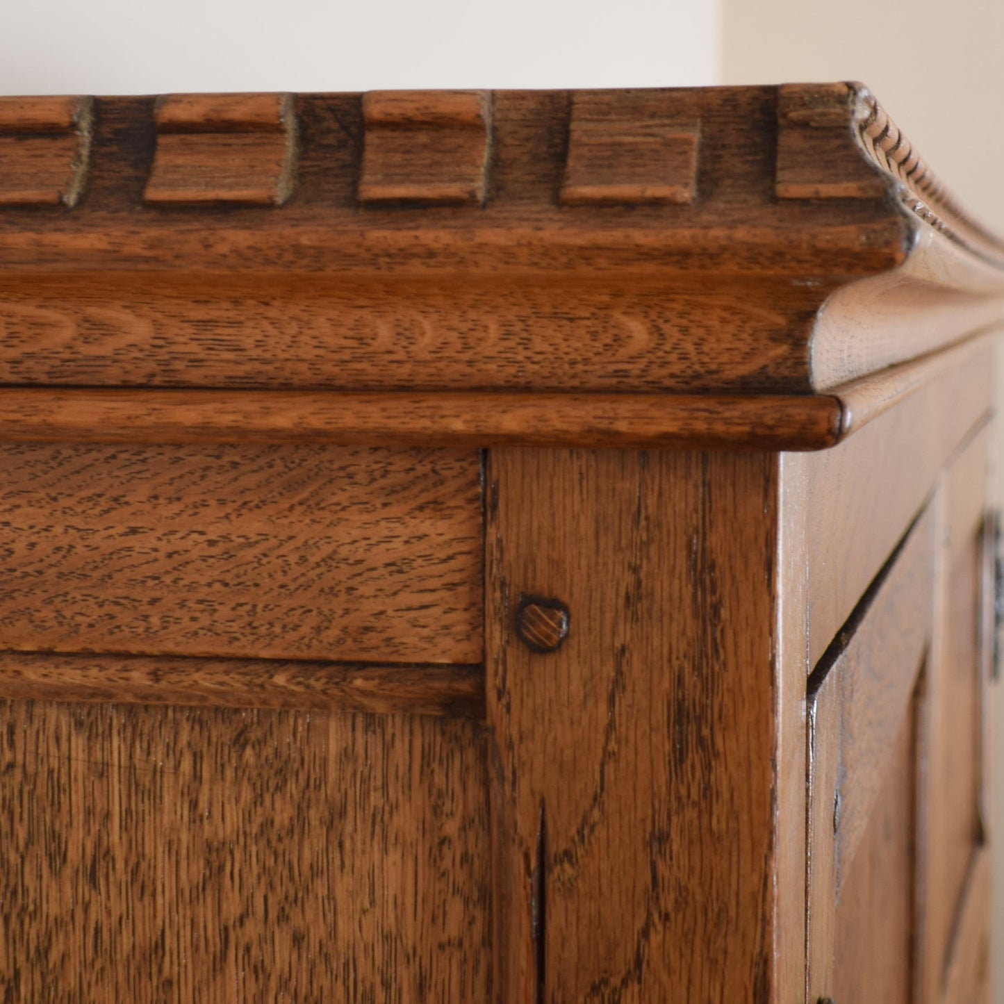 Vintage Oak Linenfold Double Wardrobe