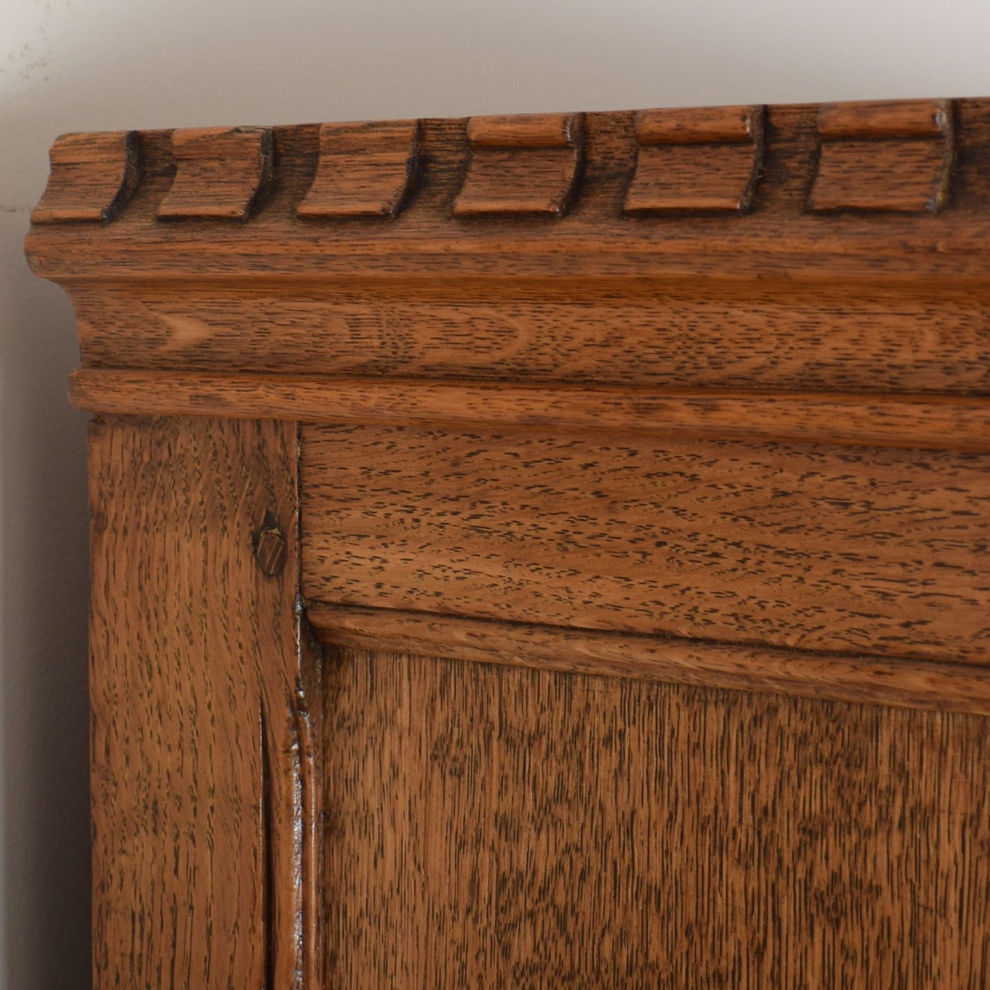 Vintage Oak Linenfold Double Wardrobe