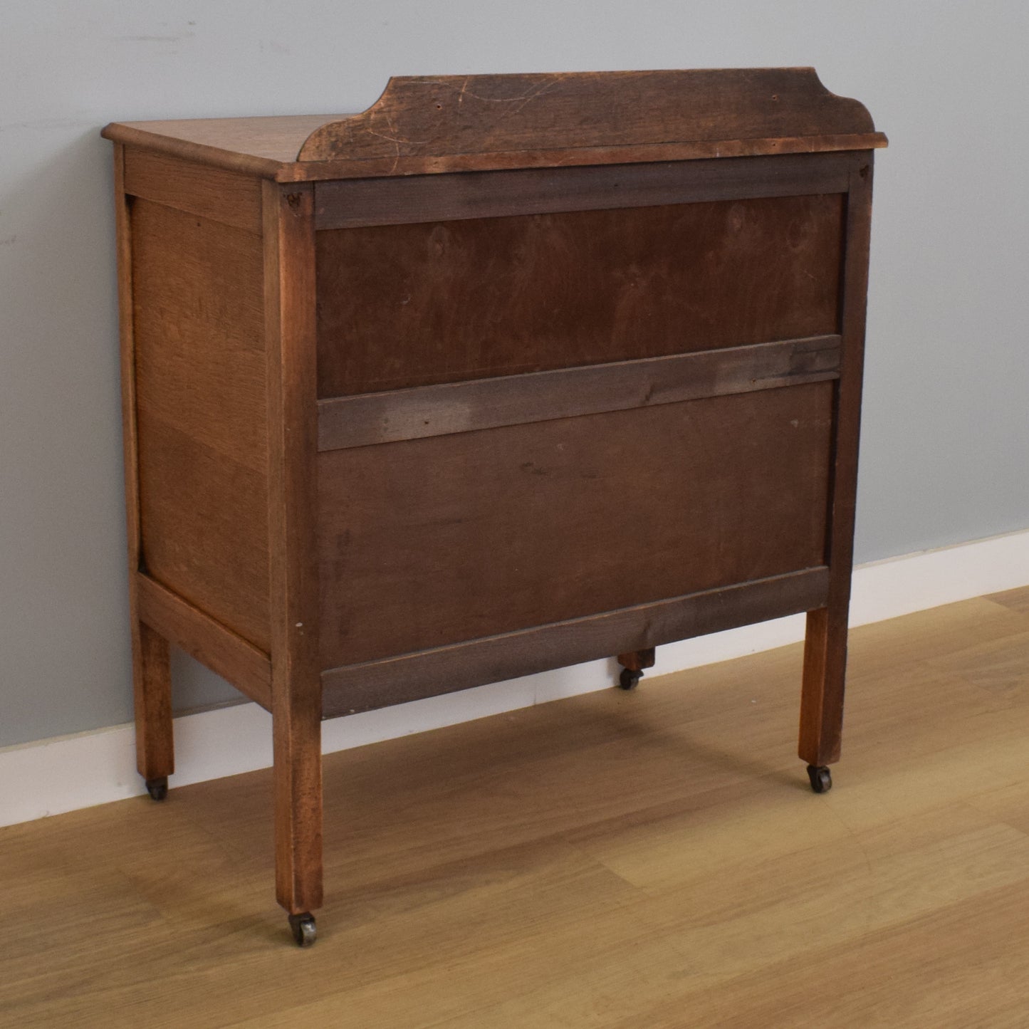 Small Oak Chest of Drawers