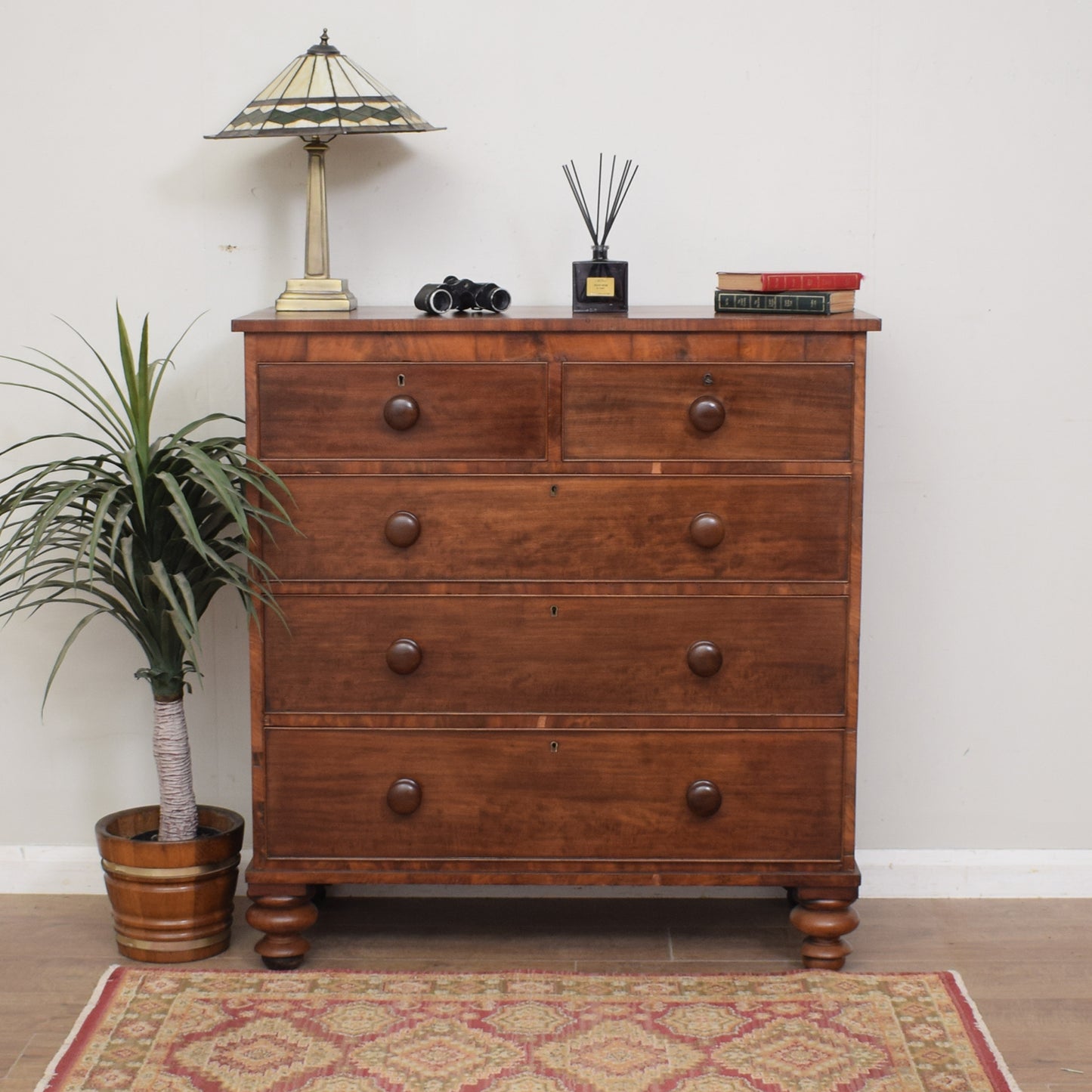 Victorian Chest of Drawers