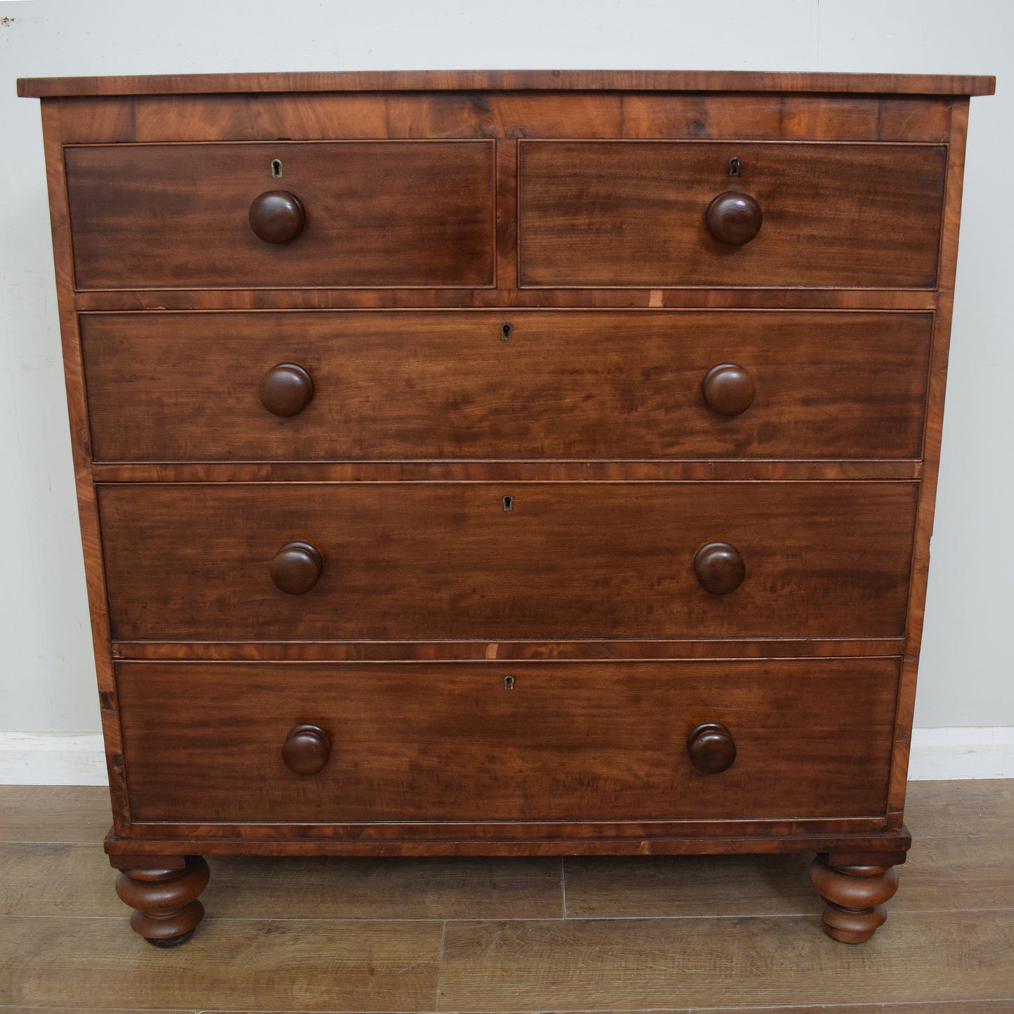 Victorian Chest of Drawers