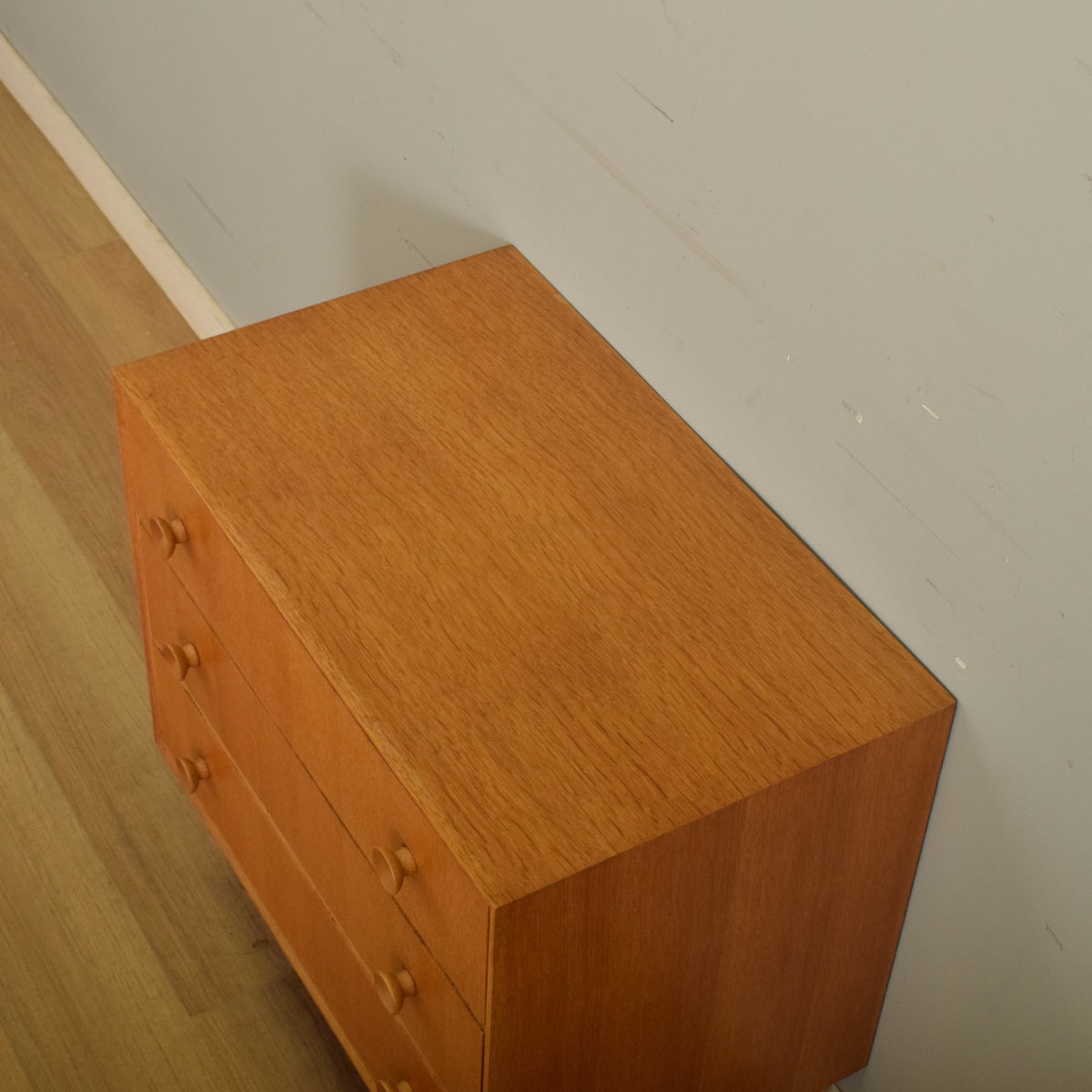 Mid-Century Chest of Drawers