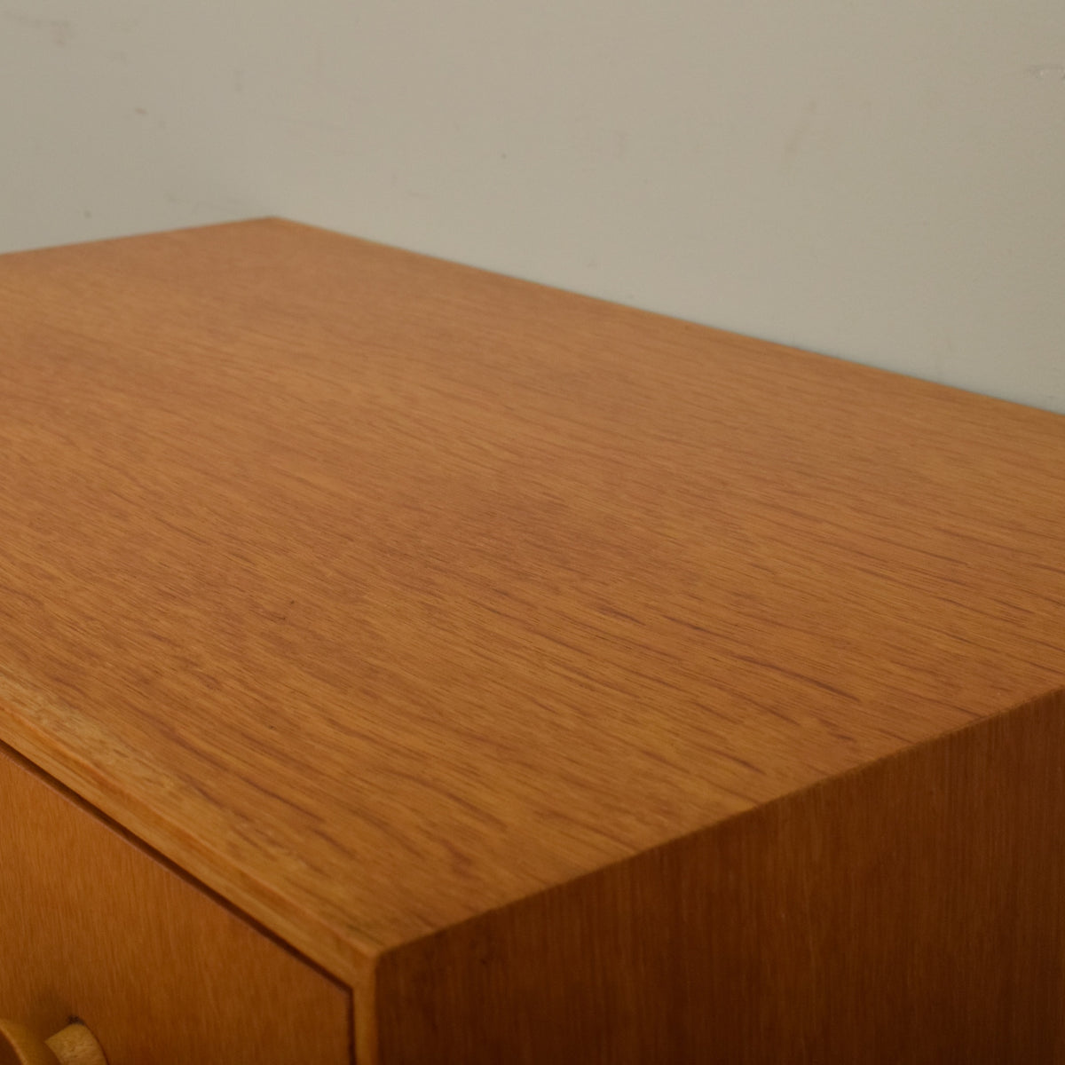 Mid-Century Chest of Drawers