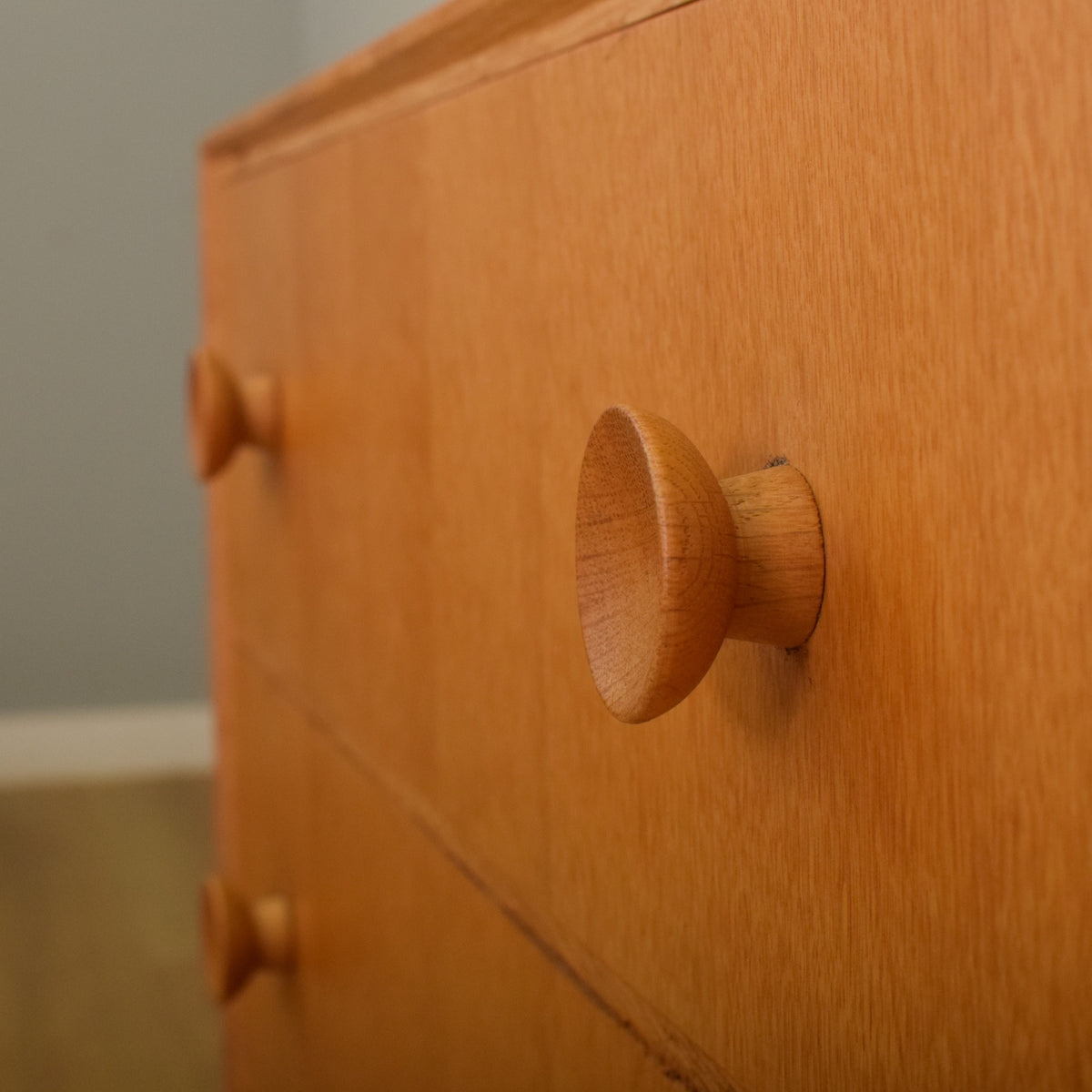Mid-Century Chest of Drawers